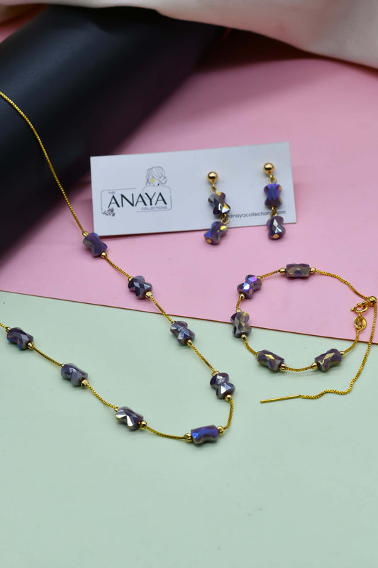 Gilded Bow Dainty Set