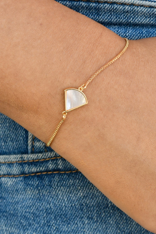 Mother of Pearl (MOP) Fan Bracelet