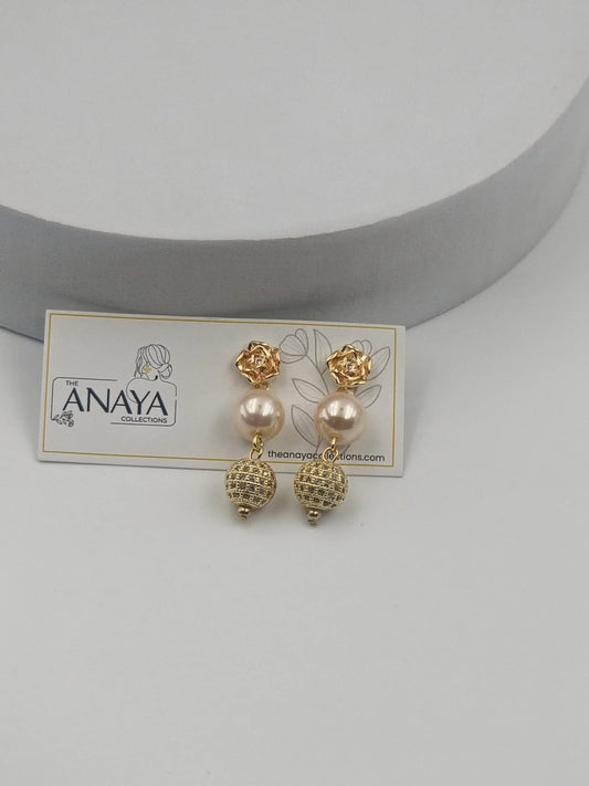 Shell Pearl Elegance Luxury Necklace Set