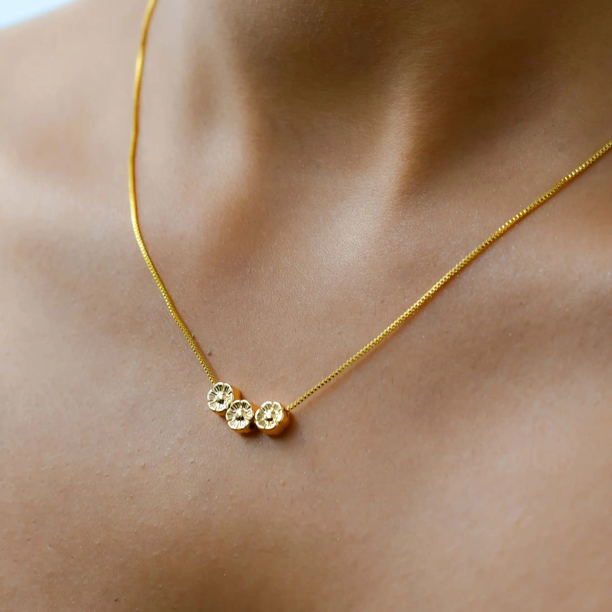 3D Flower Triplet Pendant Chain