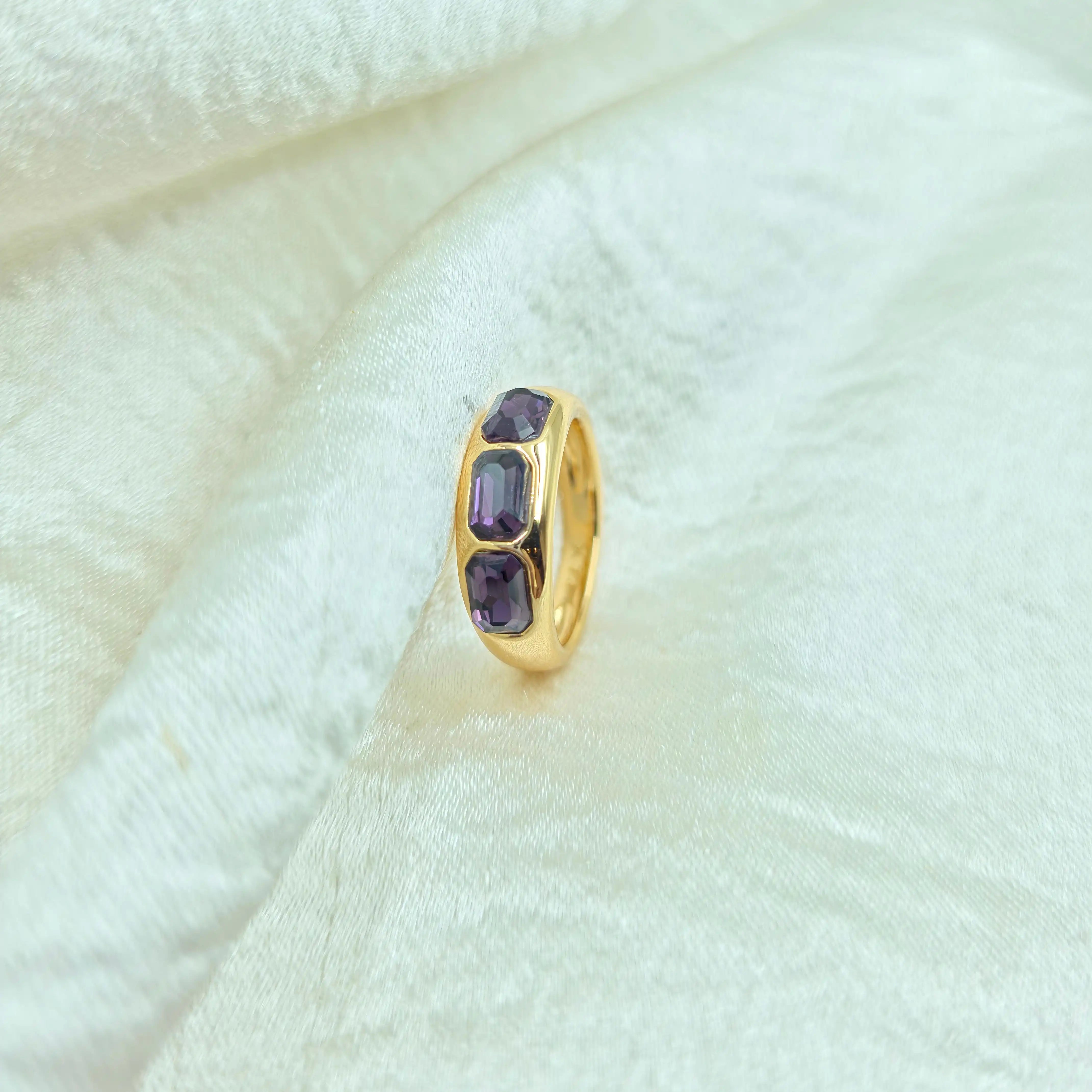 3 Stone Ring