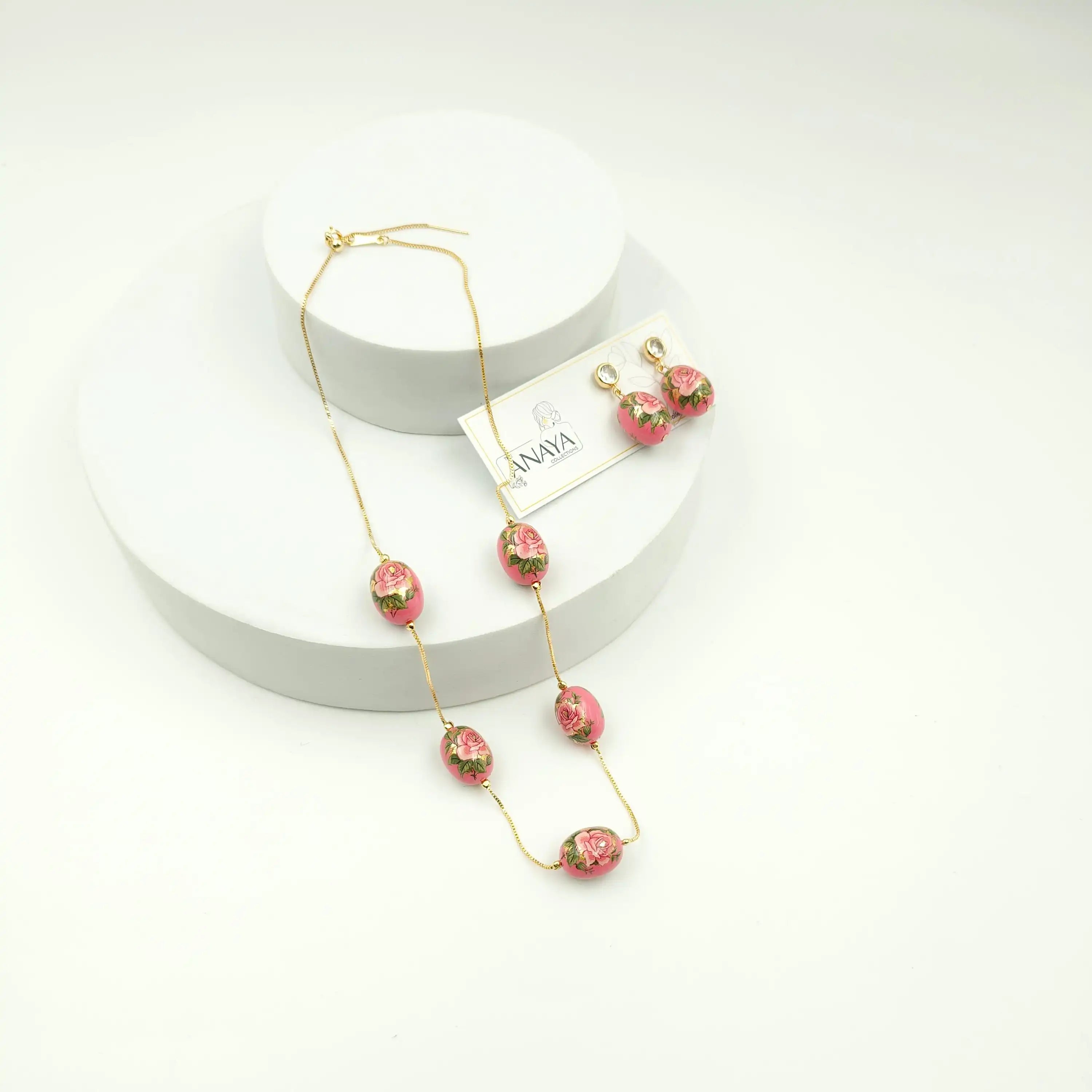 5 Charm Floral Dainty Set