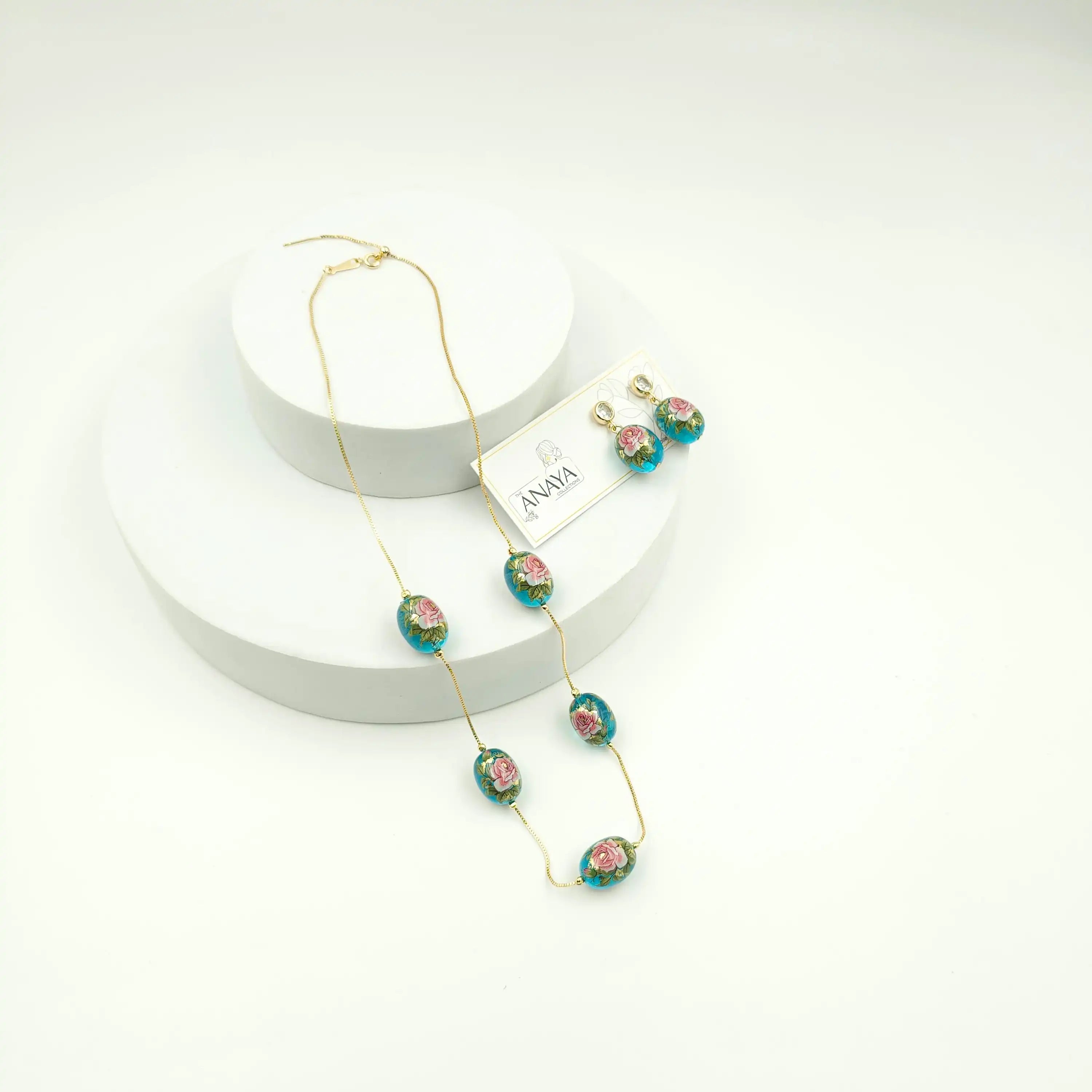 5 Charm Floral Dainty Set