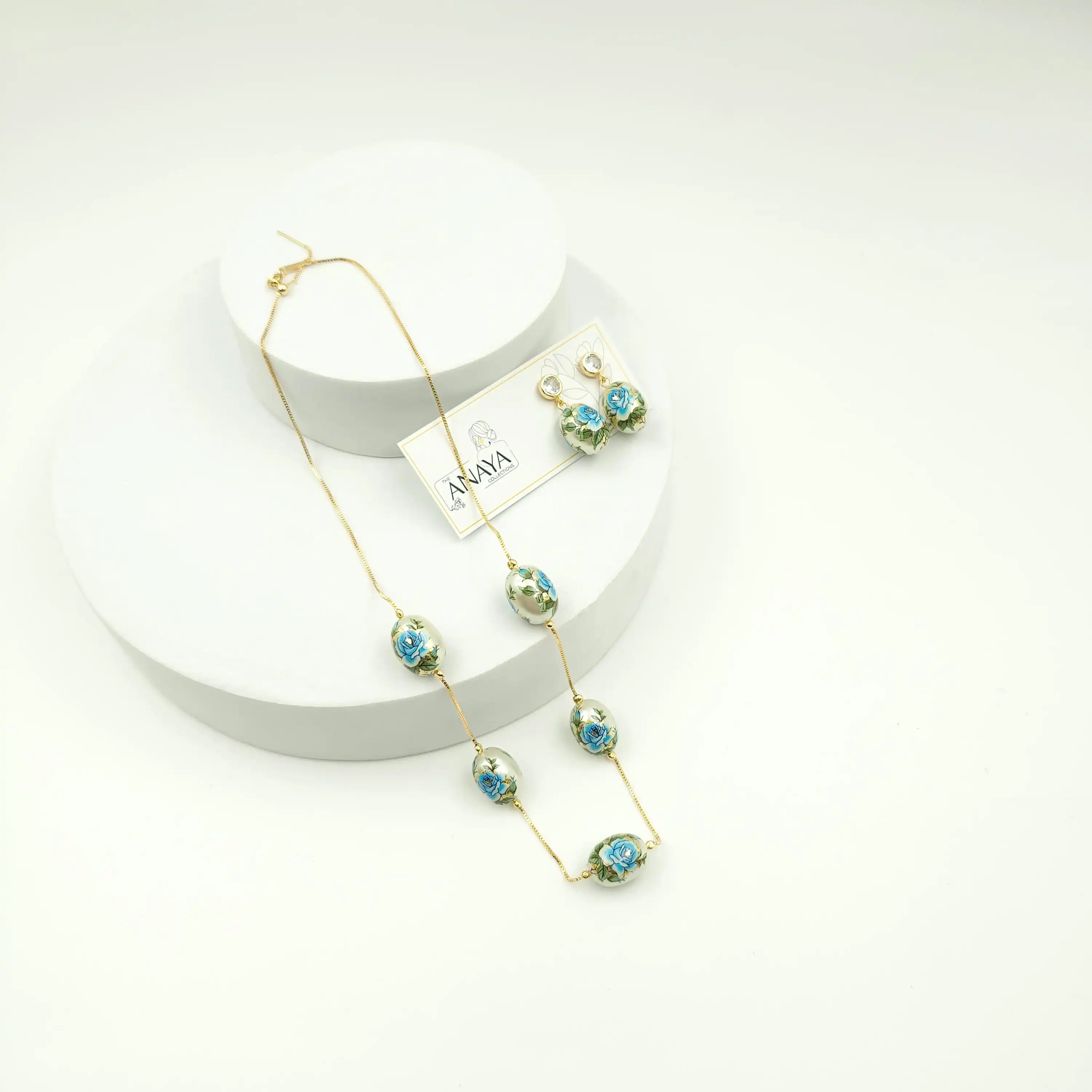 5 Charm Floral Dainty Set