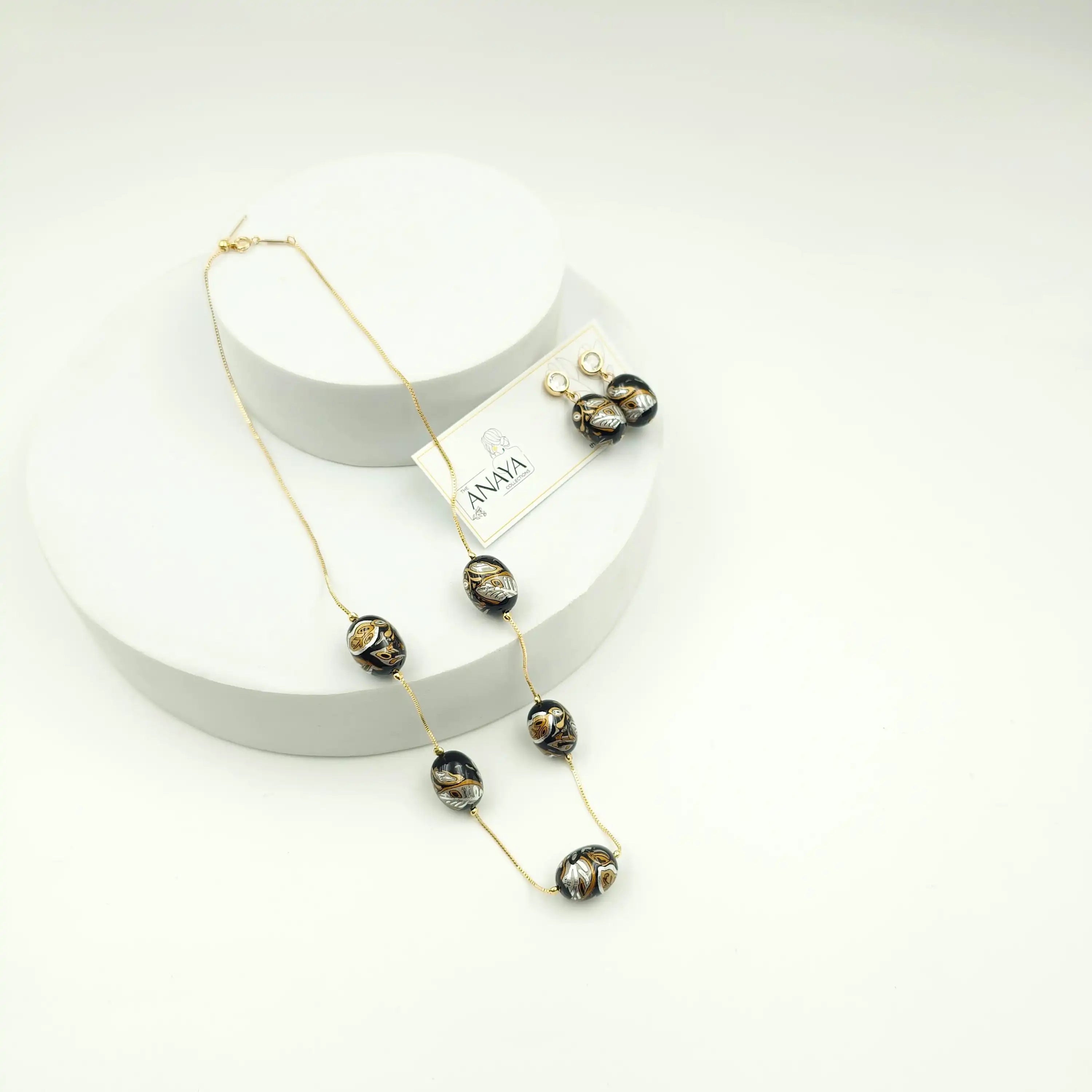 5 Charm Floral Dainty Set