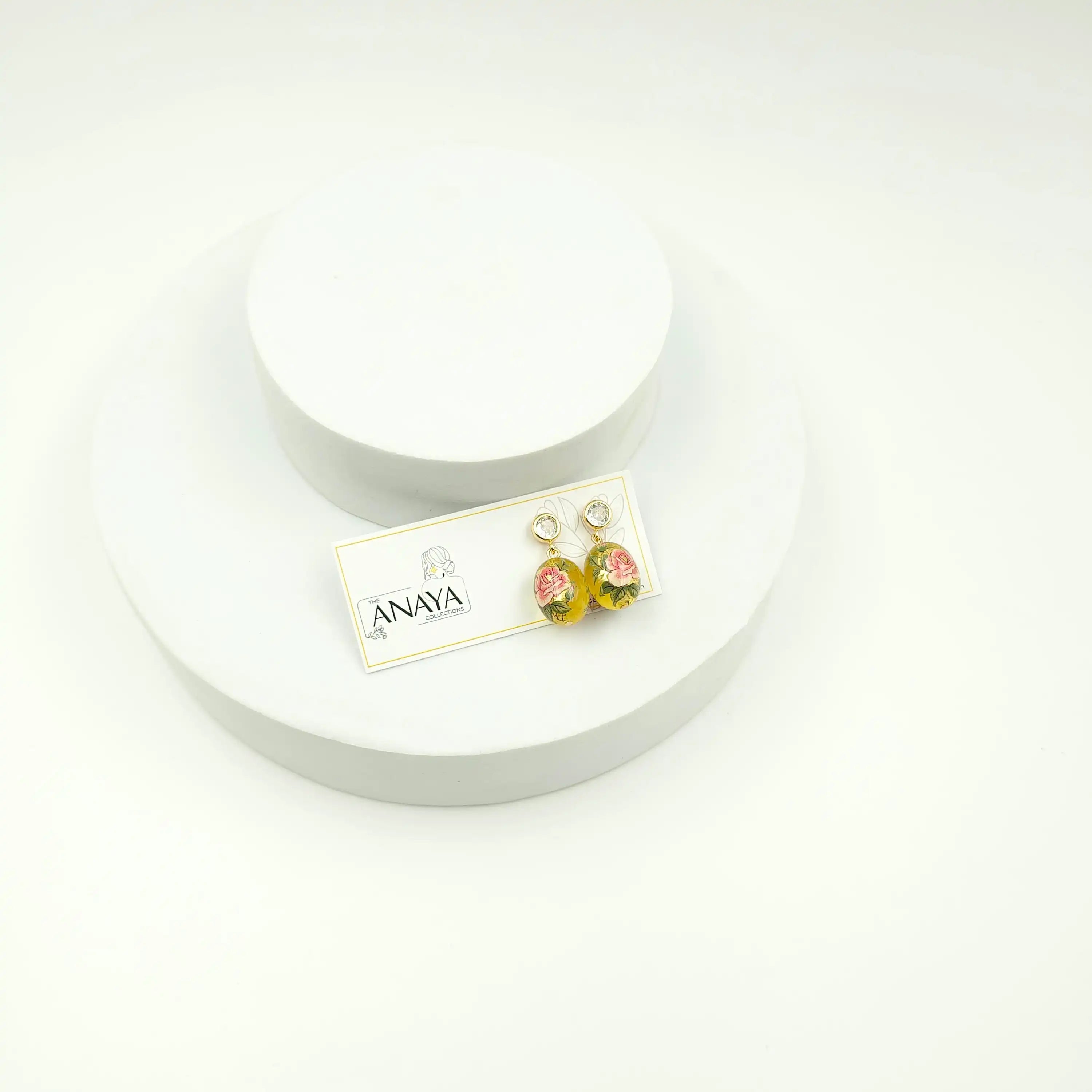 5 Charm Floral Dainty Set