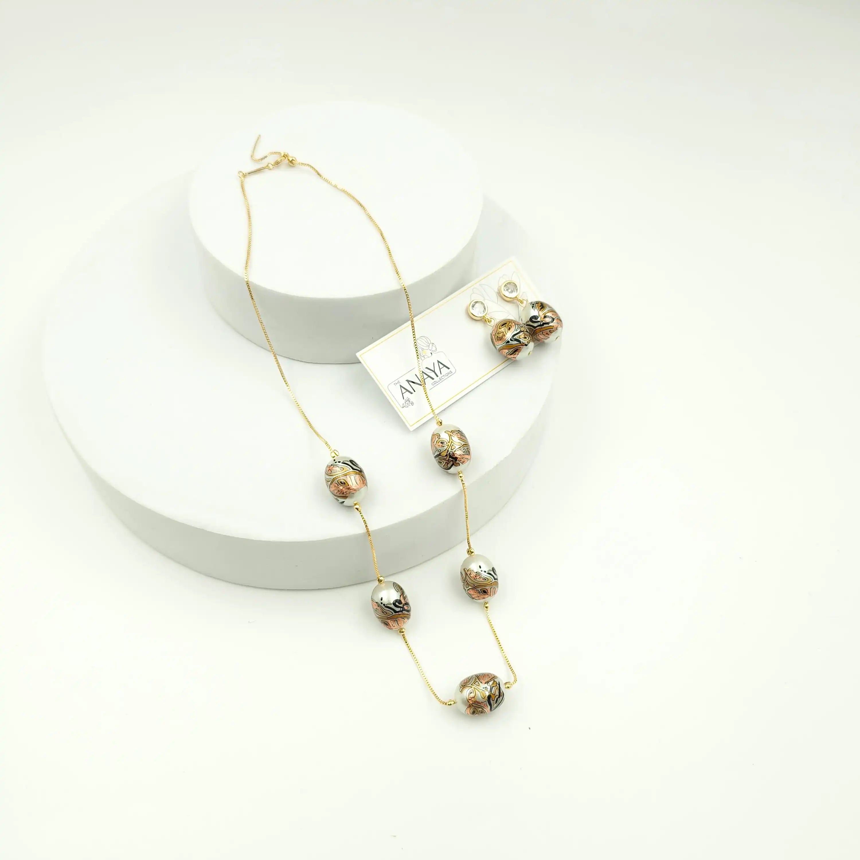 5 Charm Floral Dainty Set