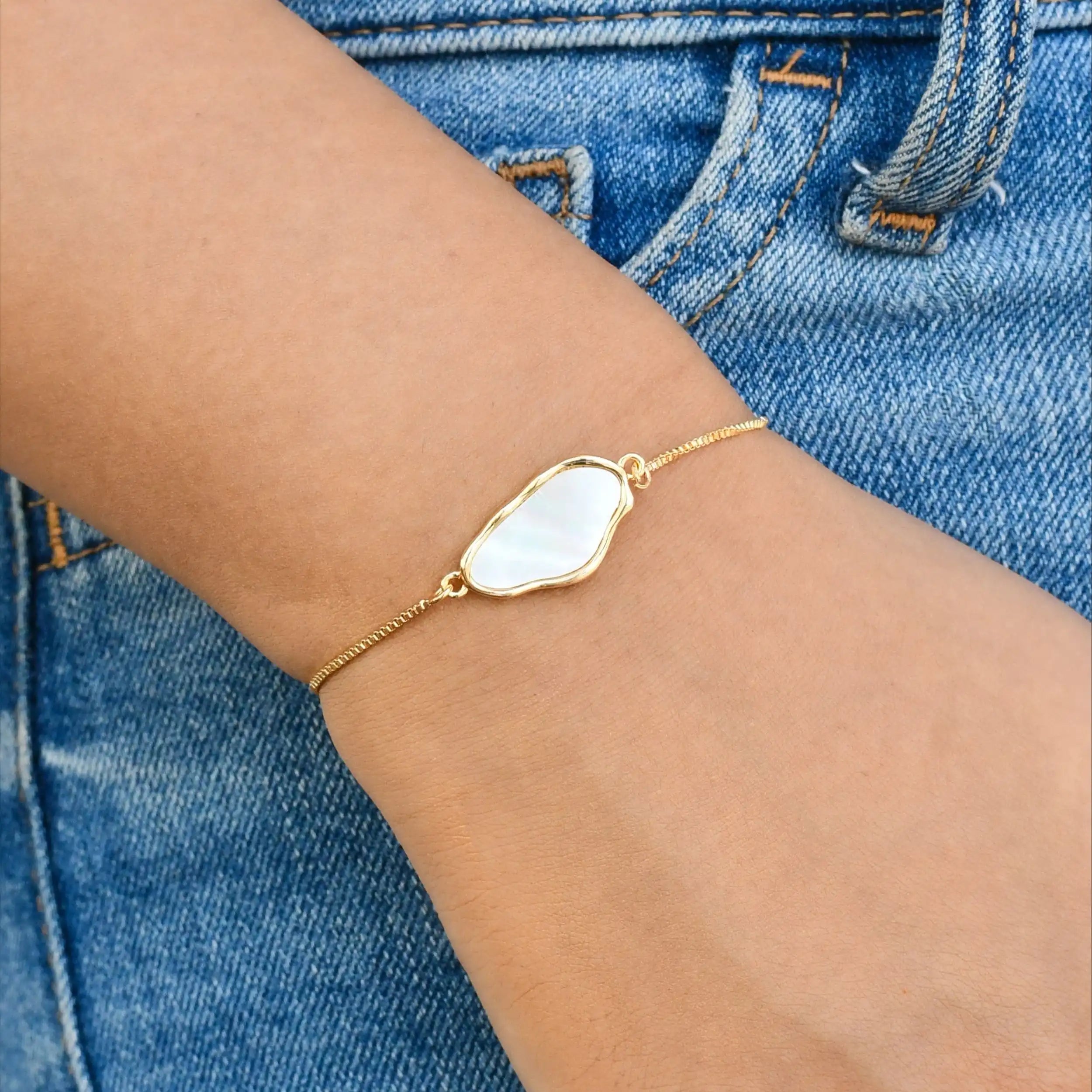 Abstract Cloud MOP Bracelet