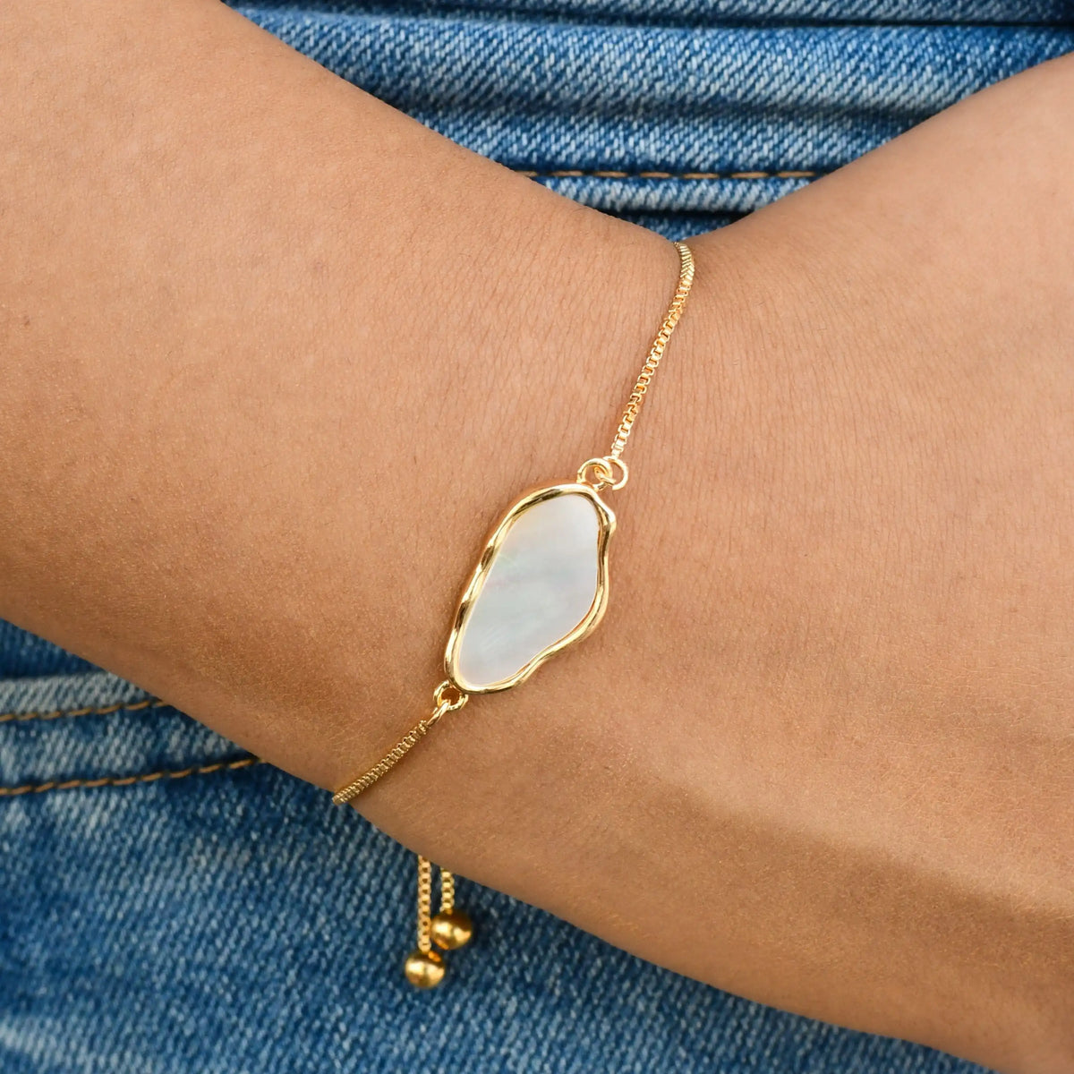 Abstract Cloud MOP Bracelet