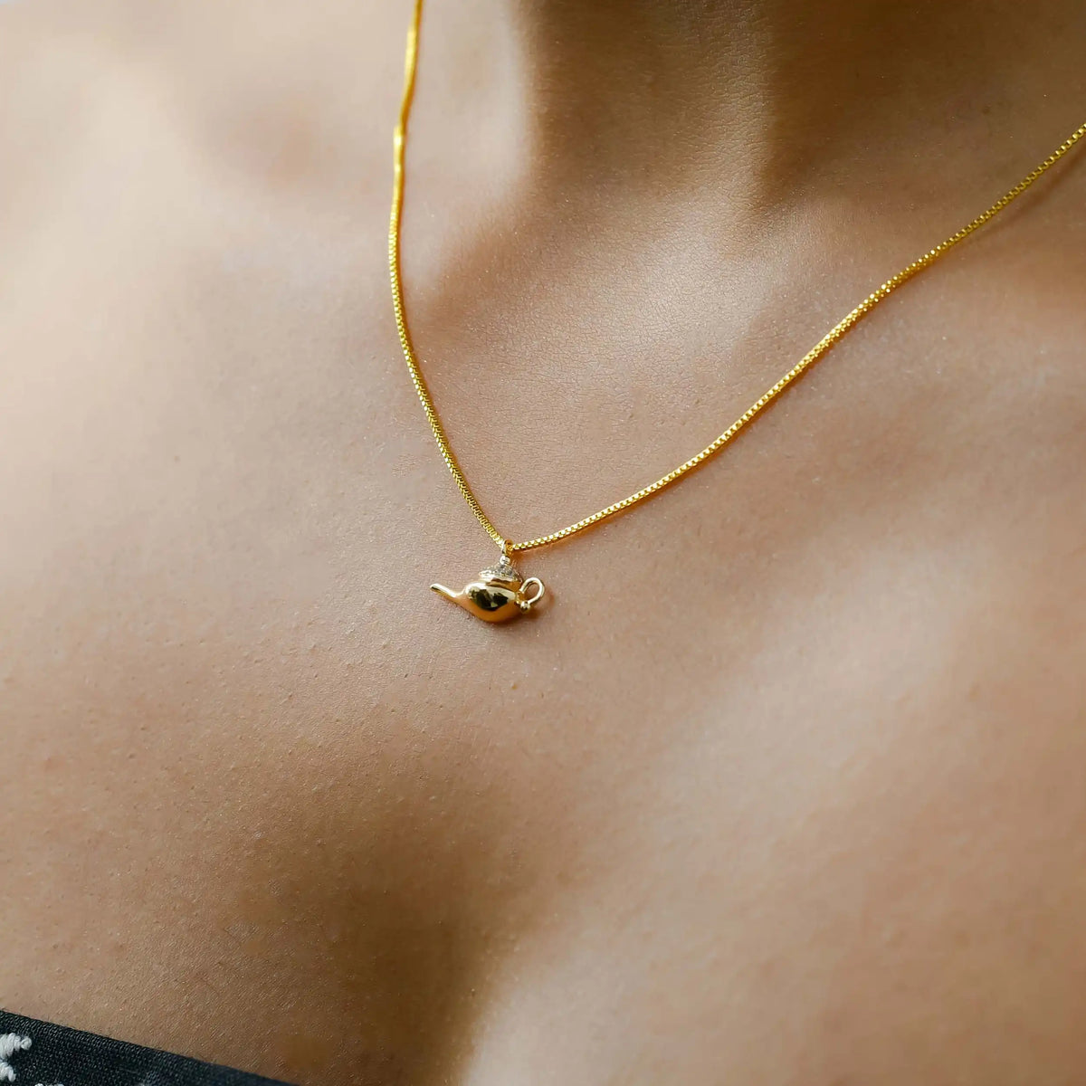 Aladdin Chirag Pendant Chain