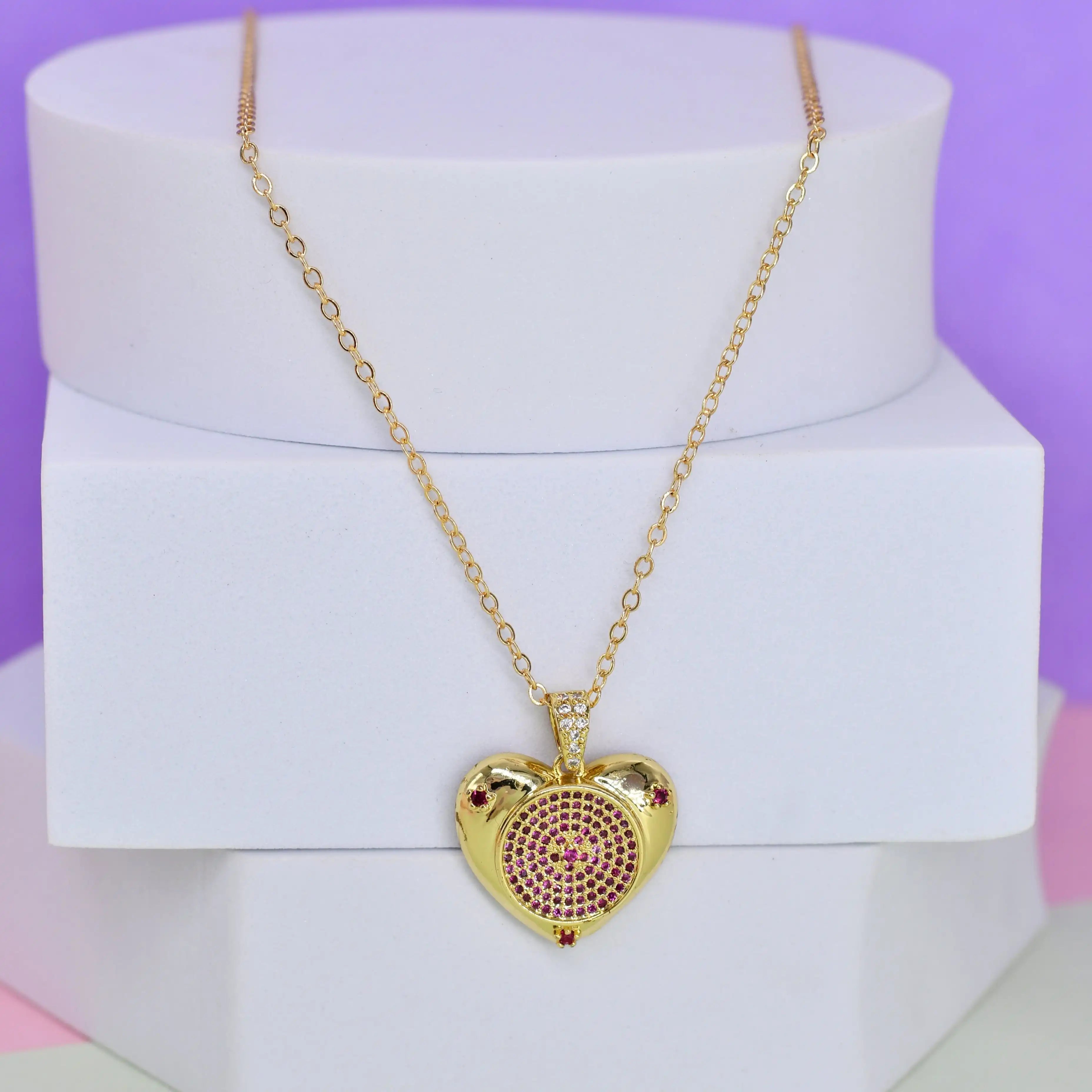 Alice Heart Pendant Chain
