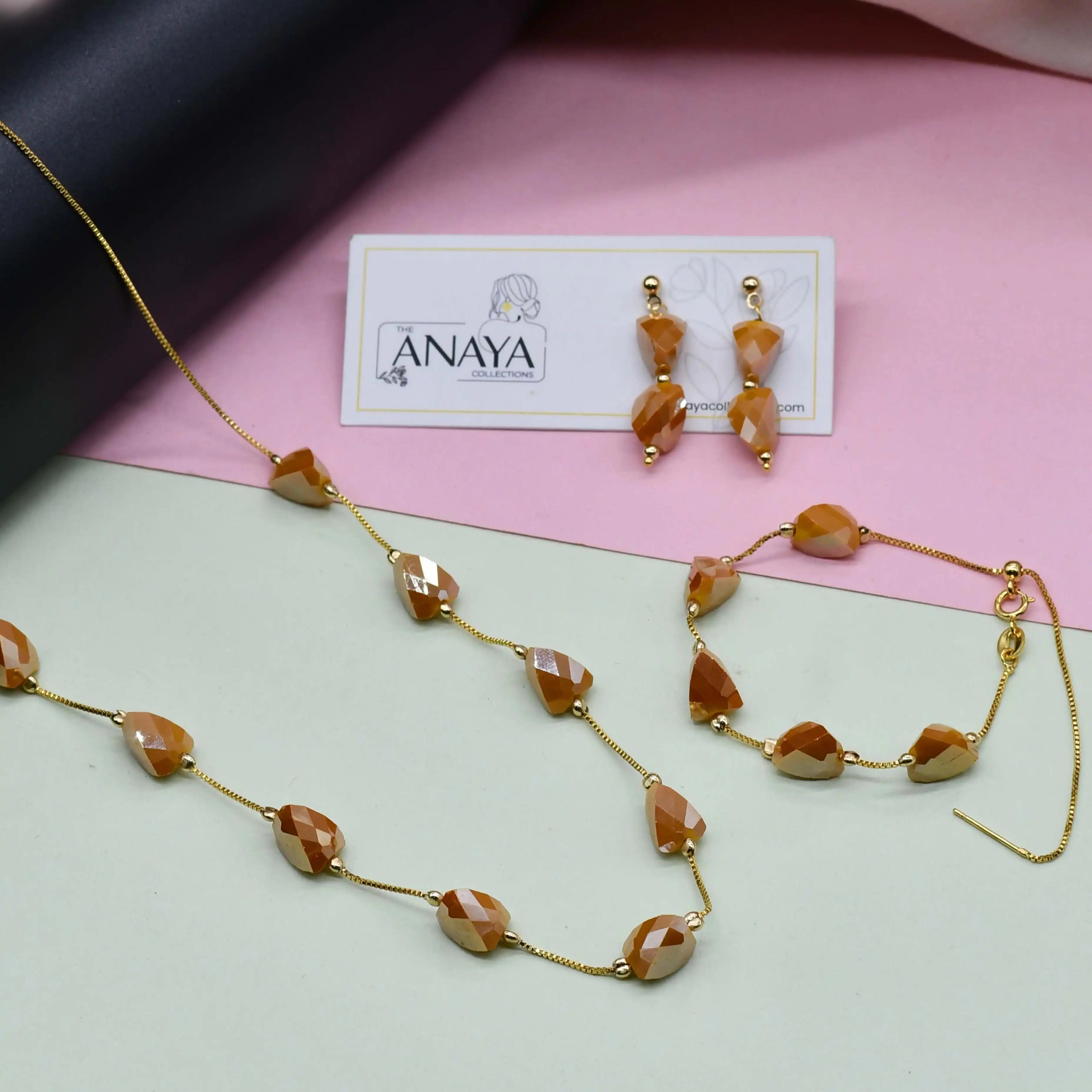 Almond Dainty Set