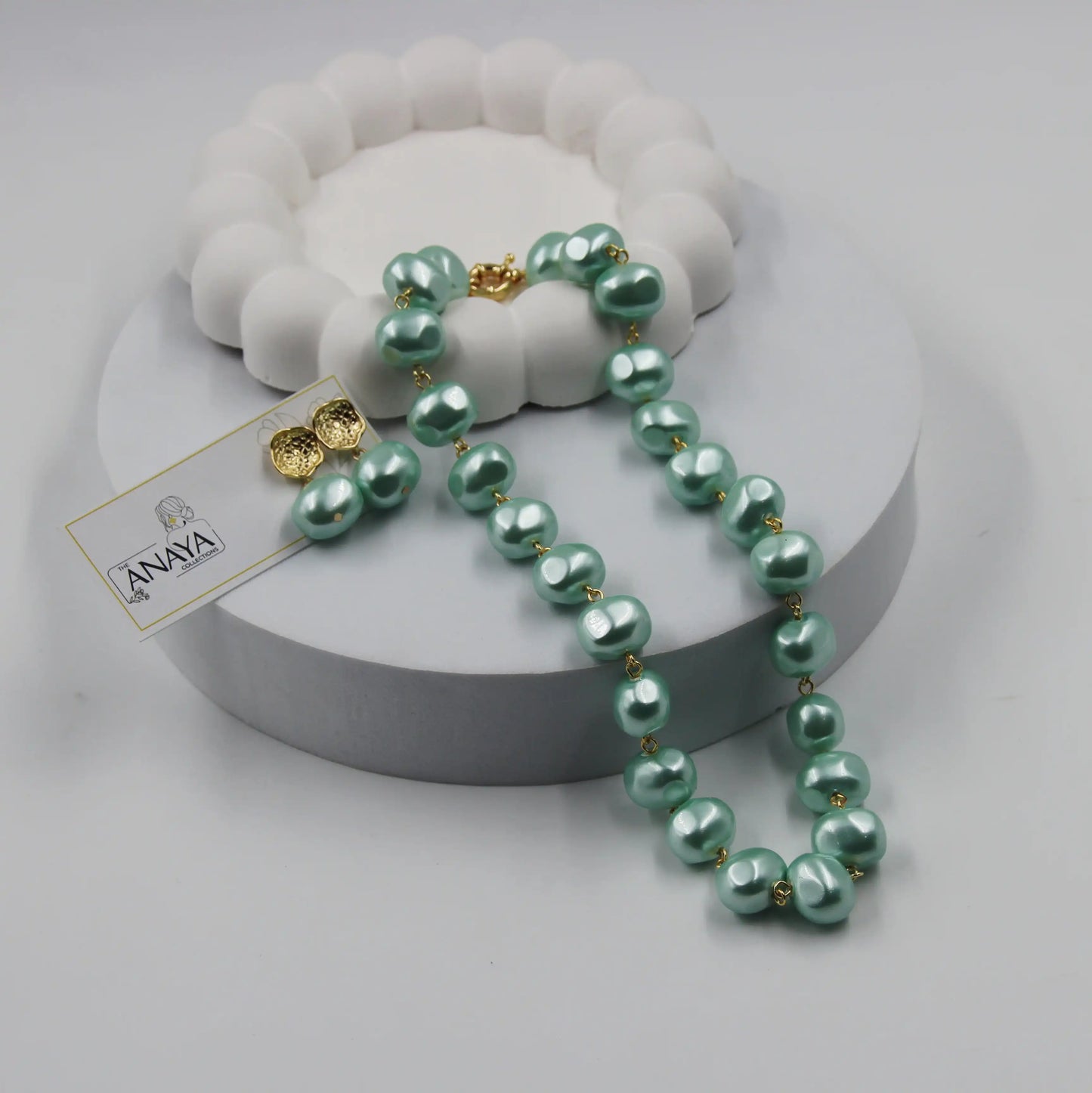 Uncut Shell Pearl Set