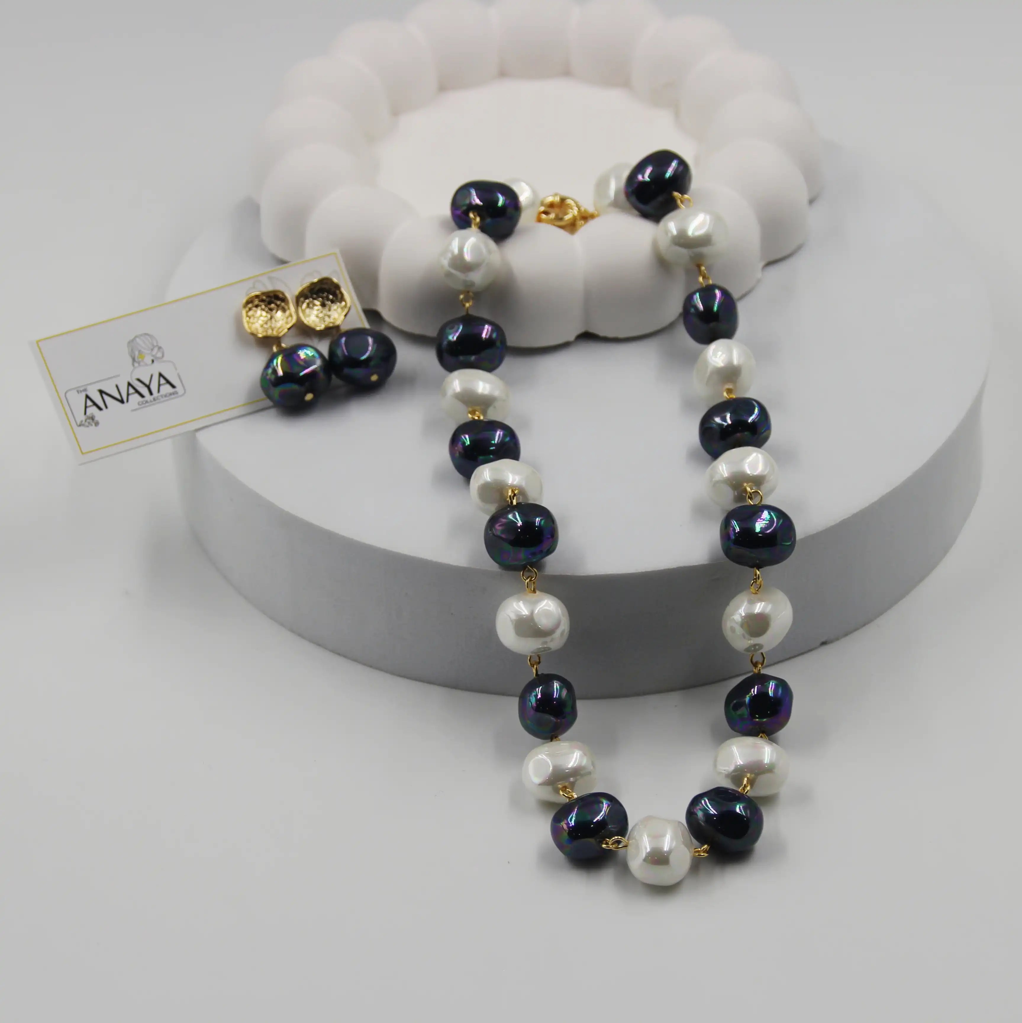 Uncut Shell Pearl Set