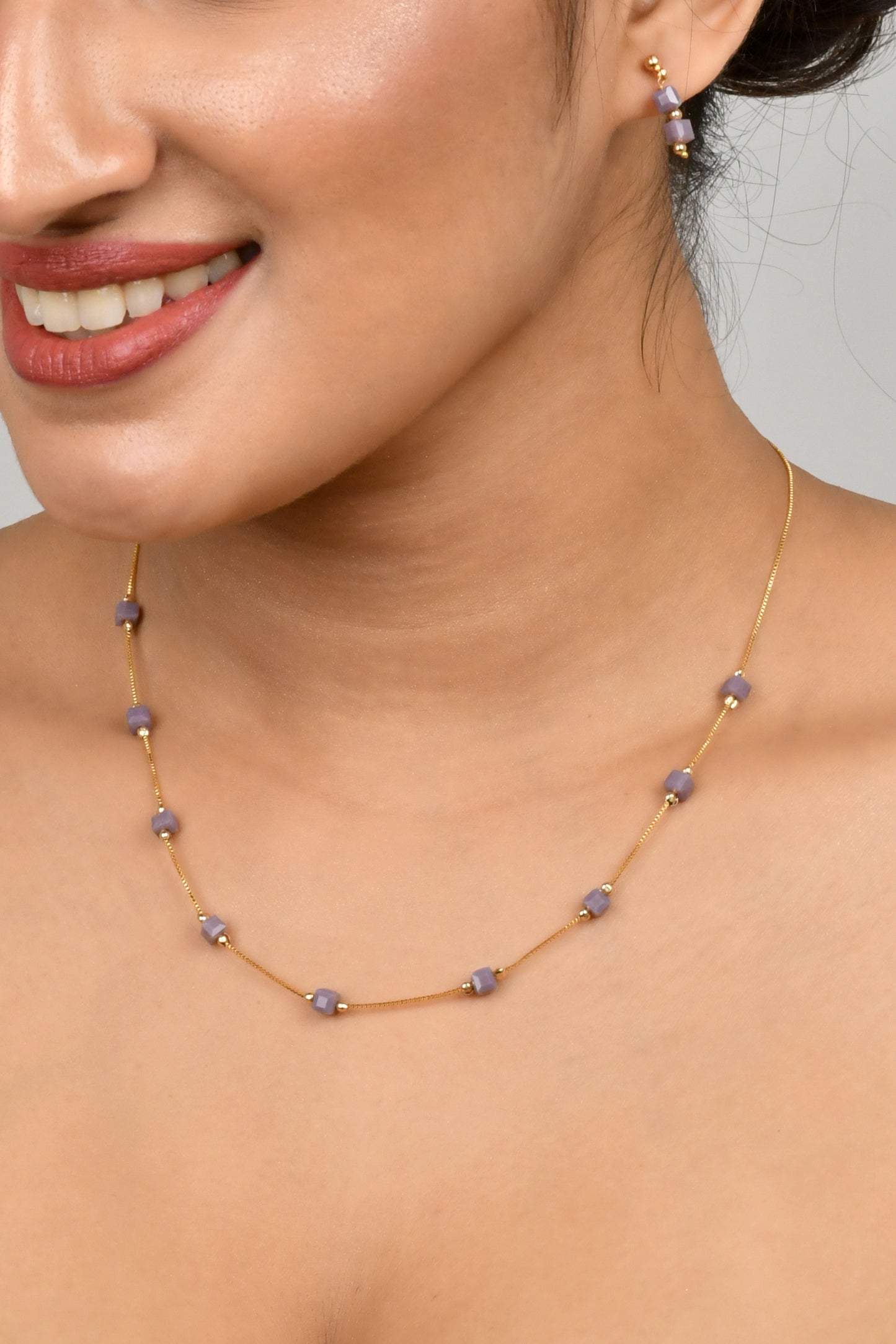 Cuboid Beaded Dainty Necklace