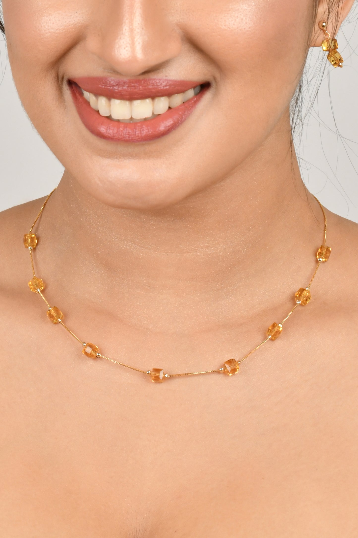 Cuboid Beaded Dainty Necklace