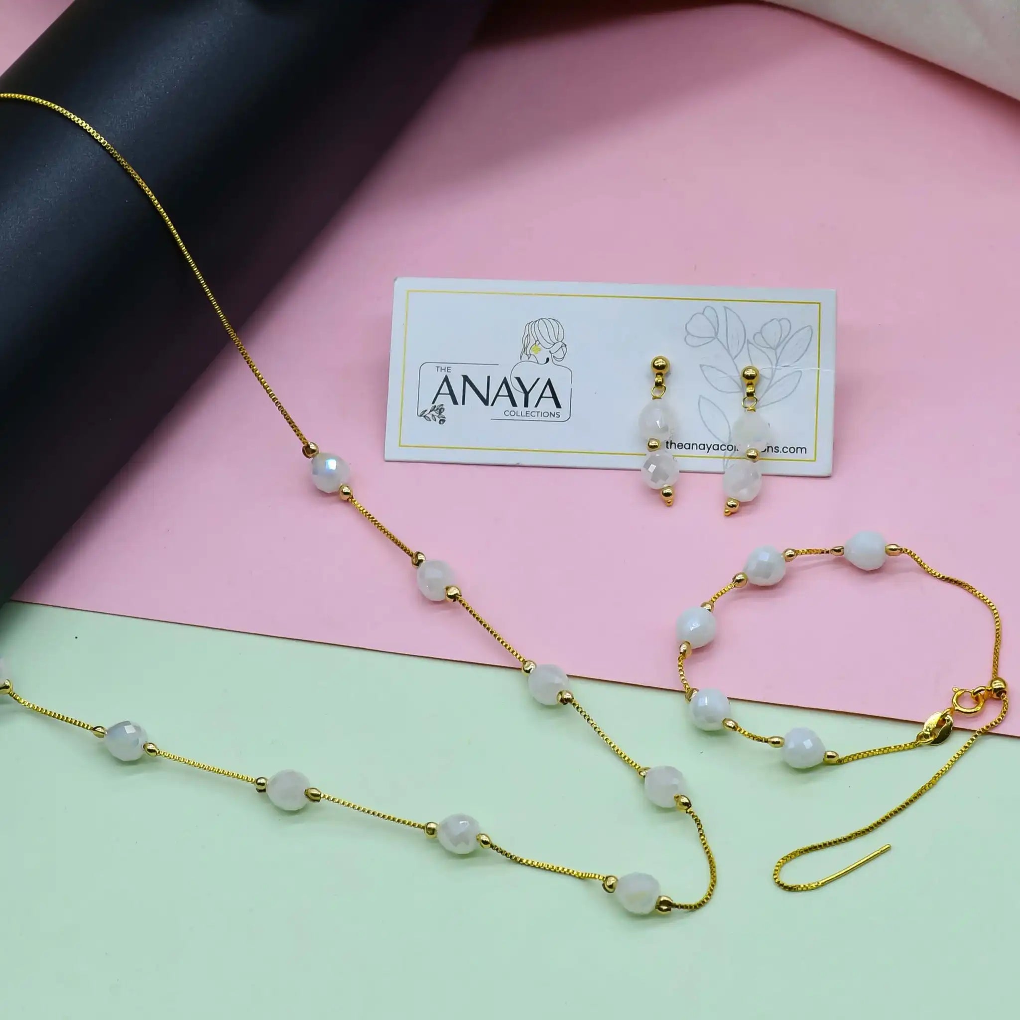 Cosmosphere Dainty Set