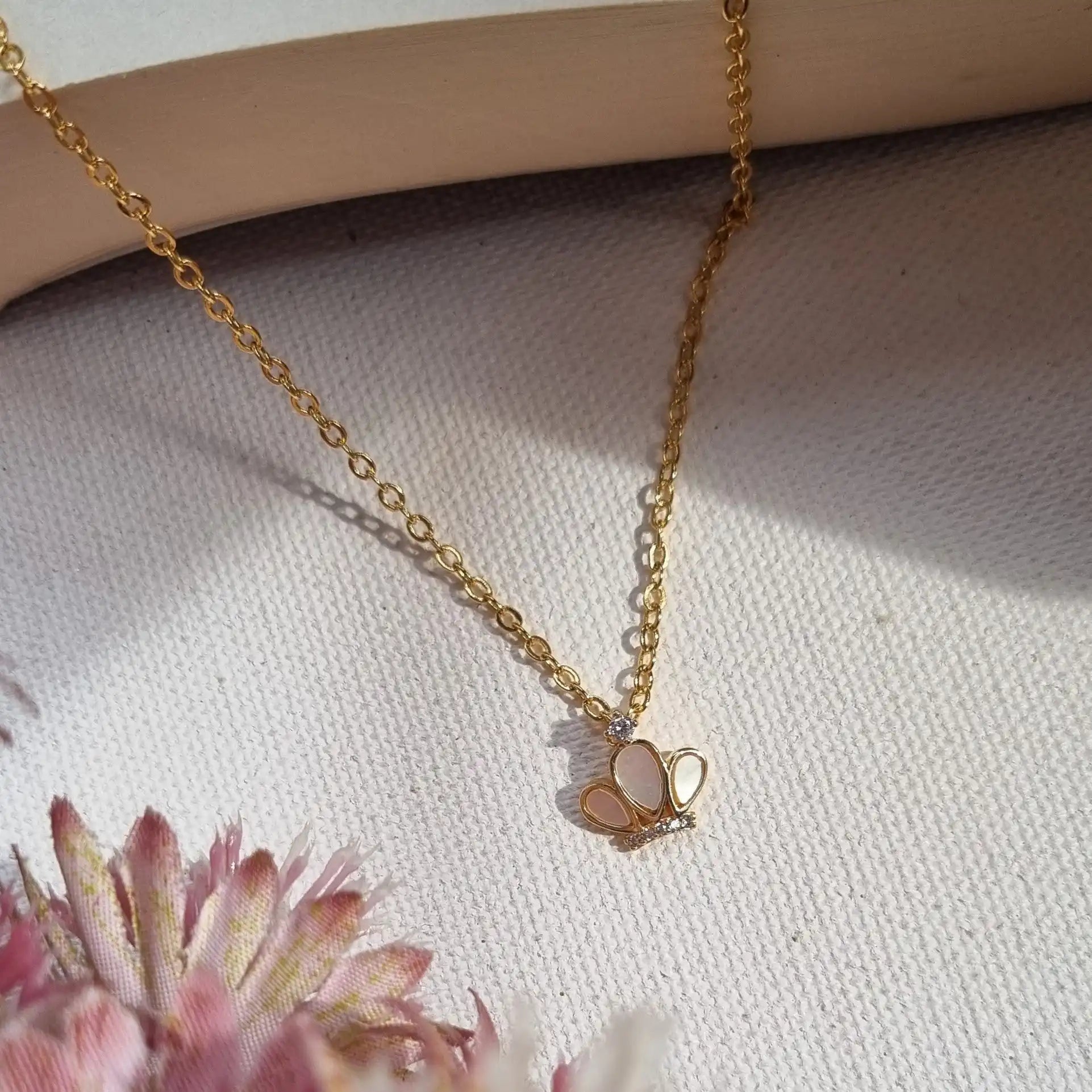 Cute MOP Princess Pendant Chain