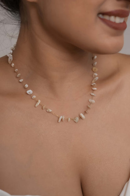 Chipped Pearl Dainty Necklace