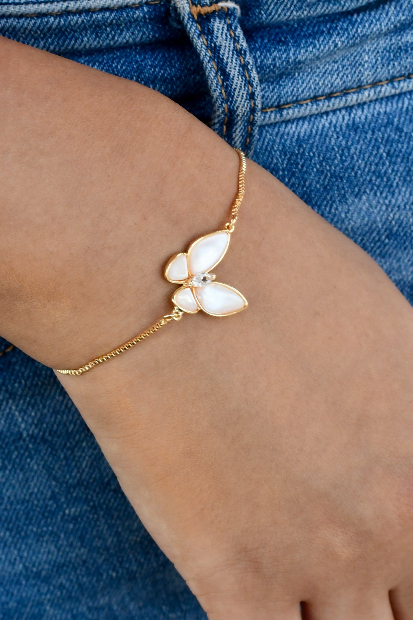 Mother of Pearl Butterfly Pull Bracelet