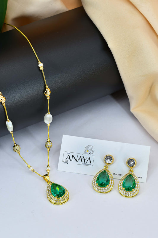 Emerald Drop Dainty Set