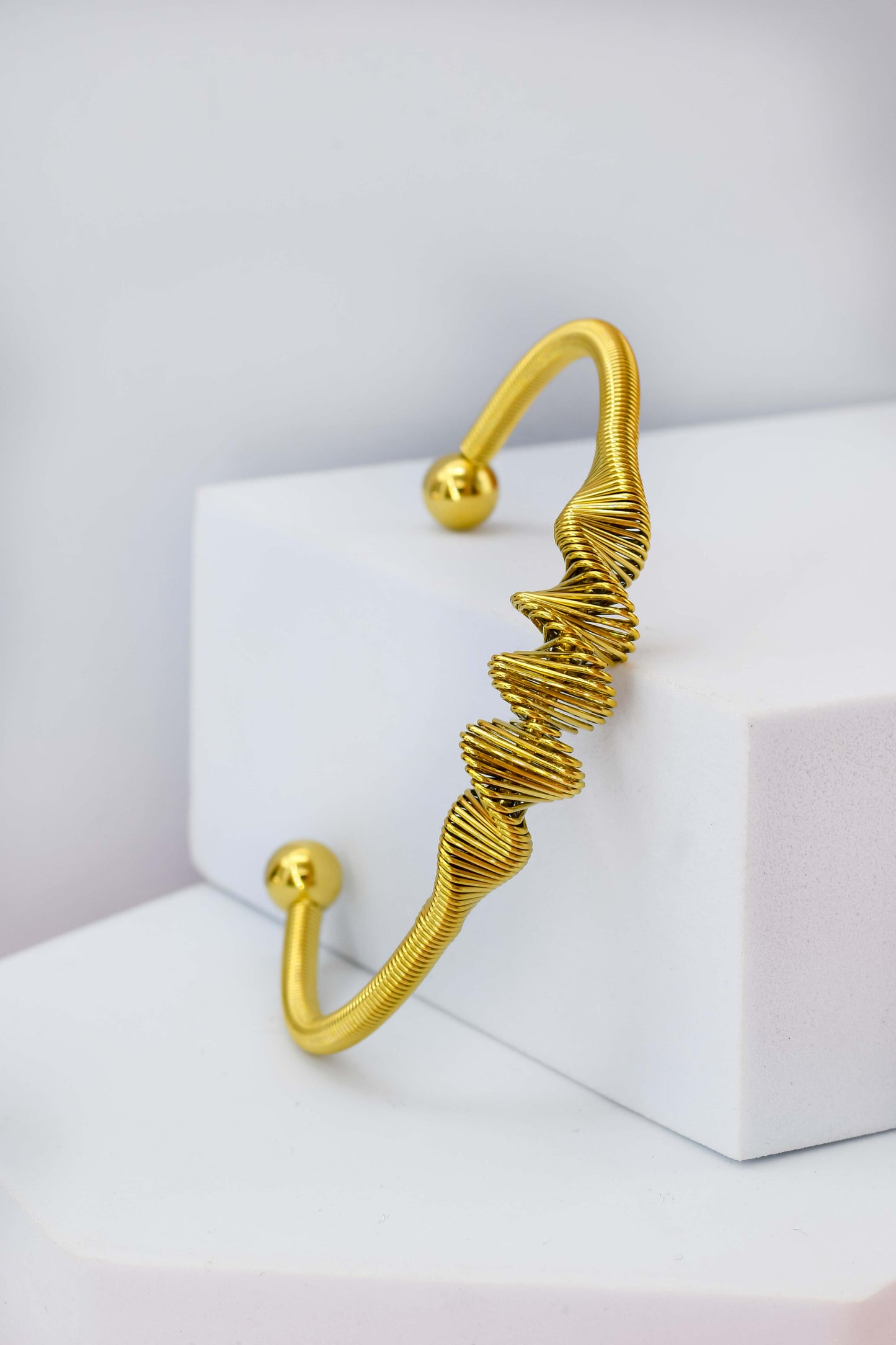 Gold Twisted Spring Kada