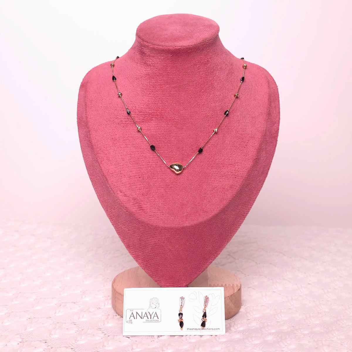 Dainty Black Beaded Pebble Set