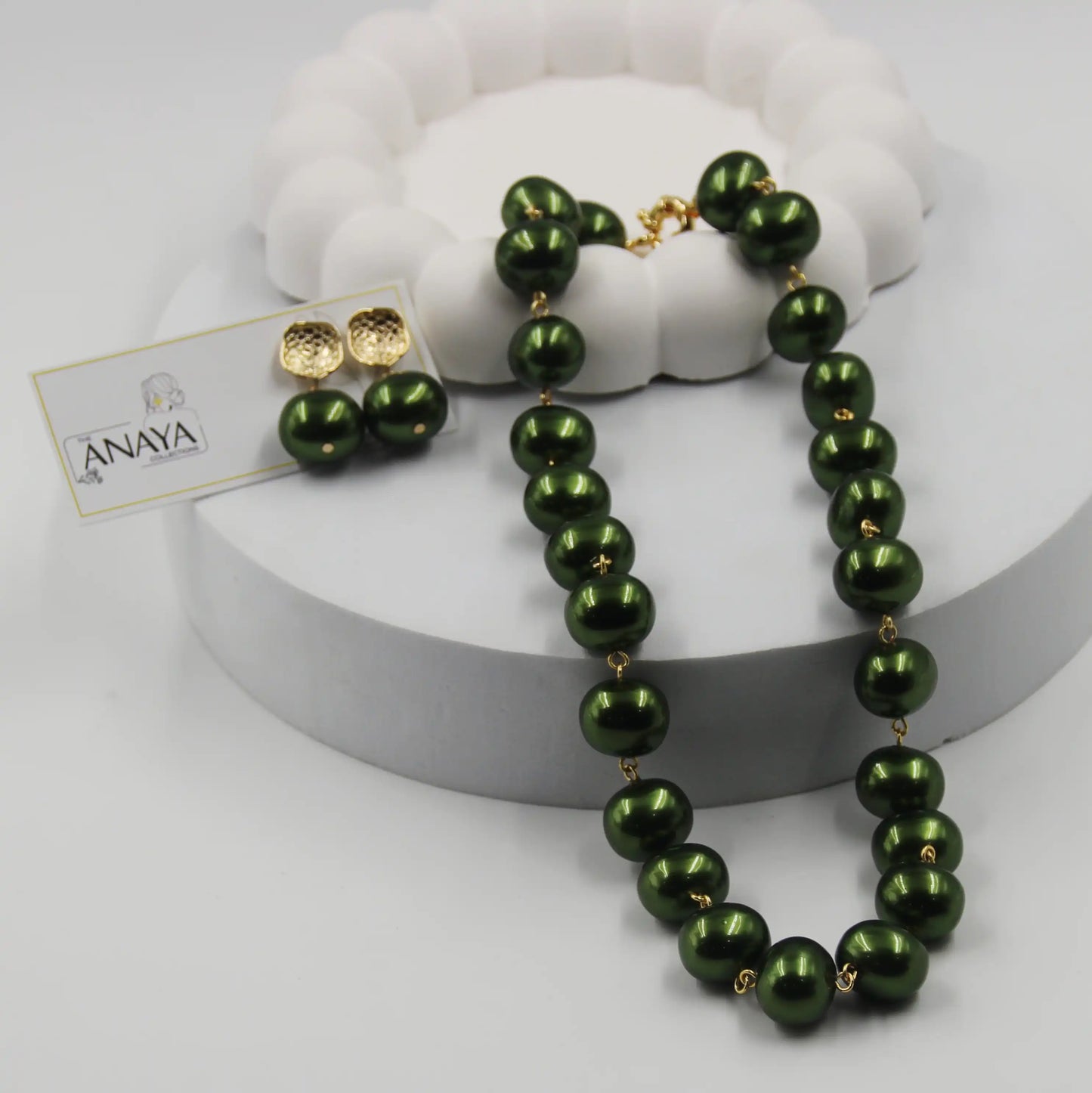 Uncut Shell Pearl Set