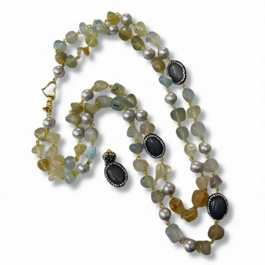 Double Line Agates With Baroque Set