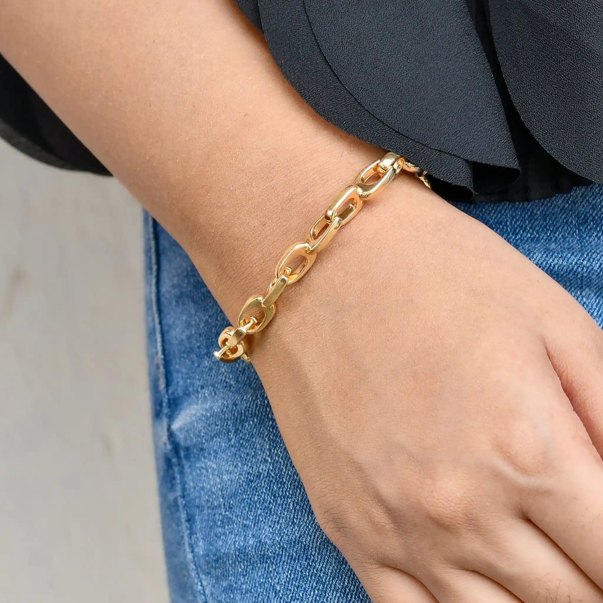 Endless Hook Bracelet