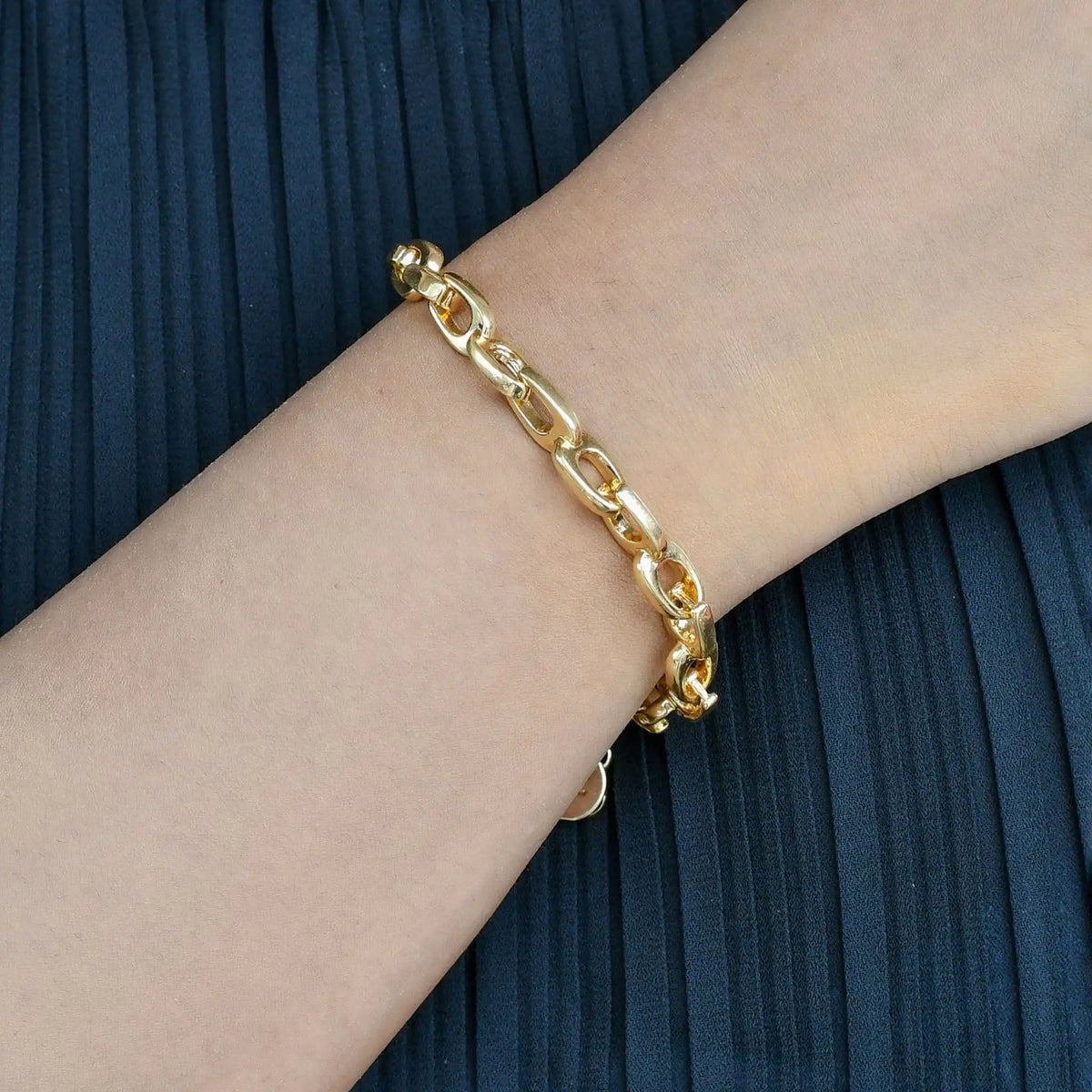 Endless Hook Bracelet