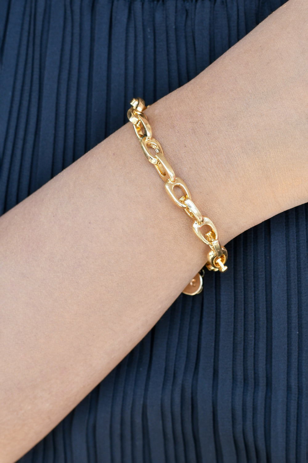 Endless Hook Bracelet