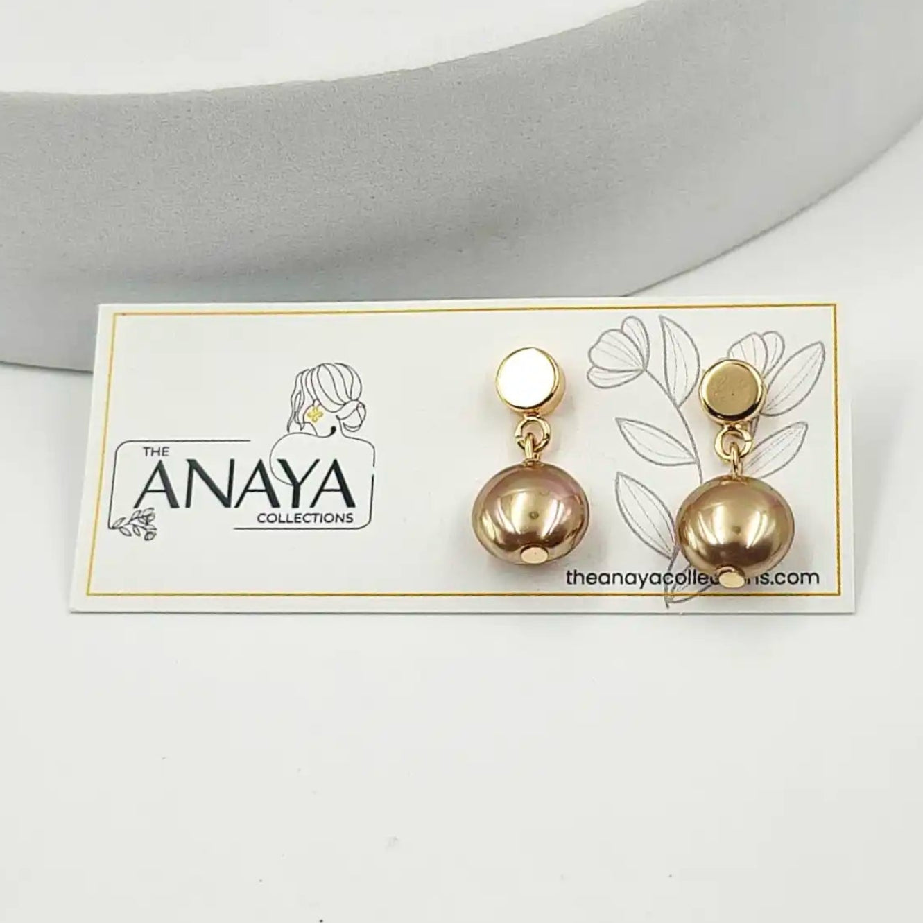 Gems Pearl Dainty Earrings