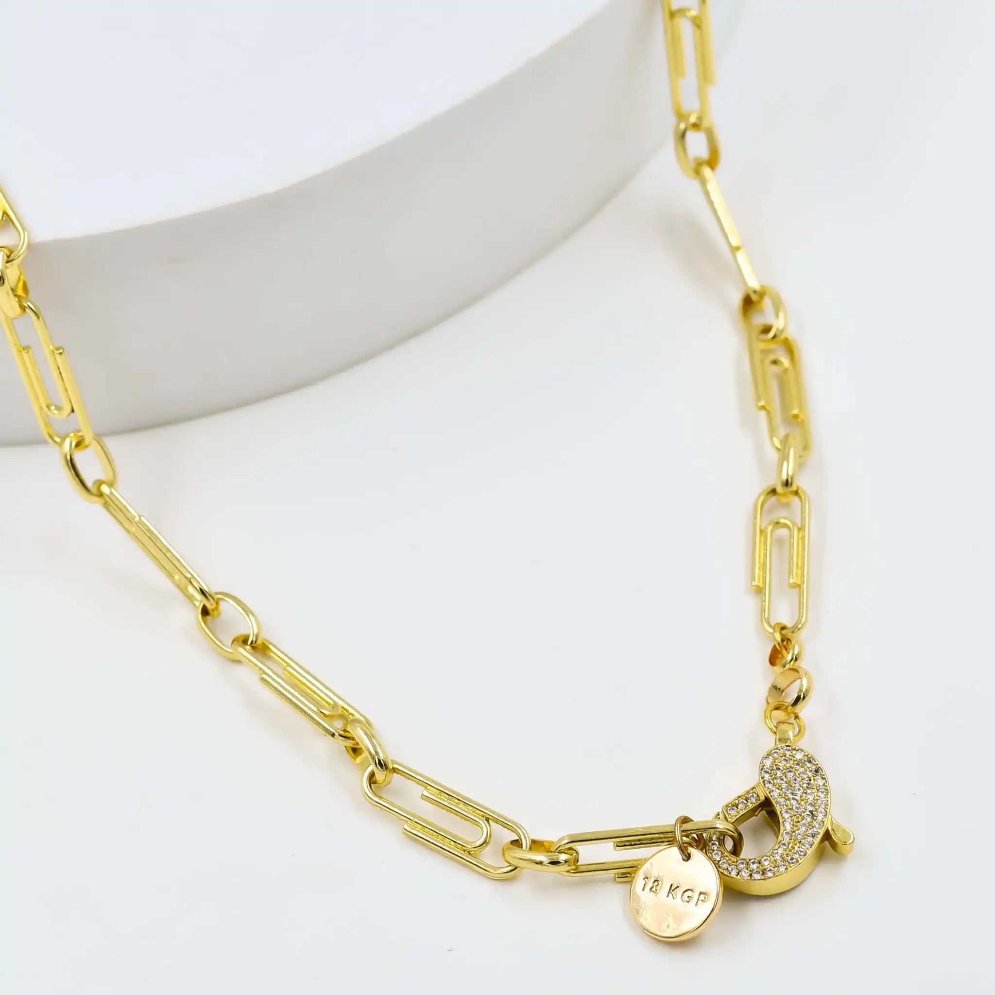 Gleaming Paperclip Link Chain