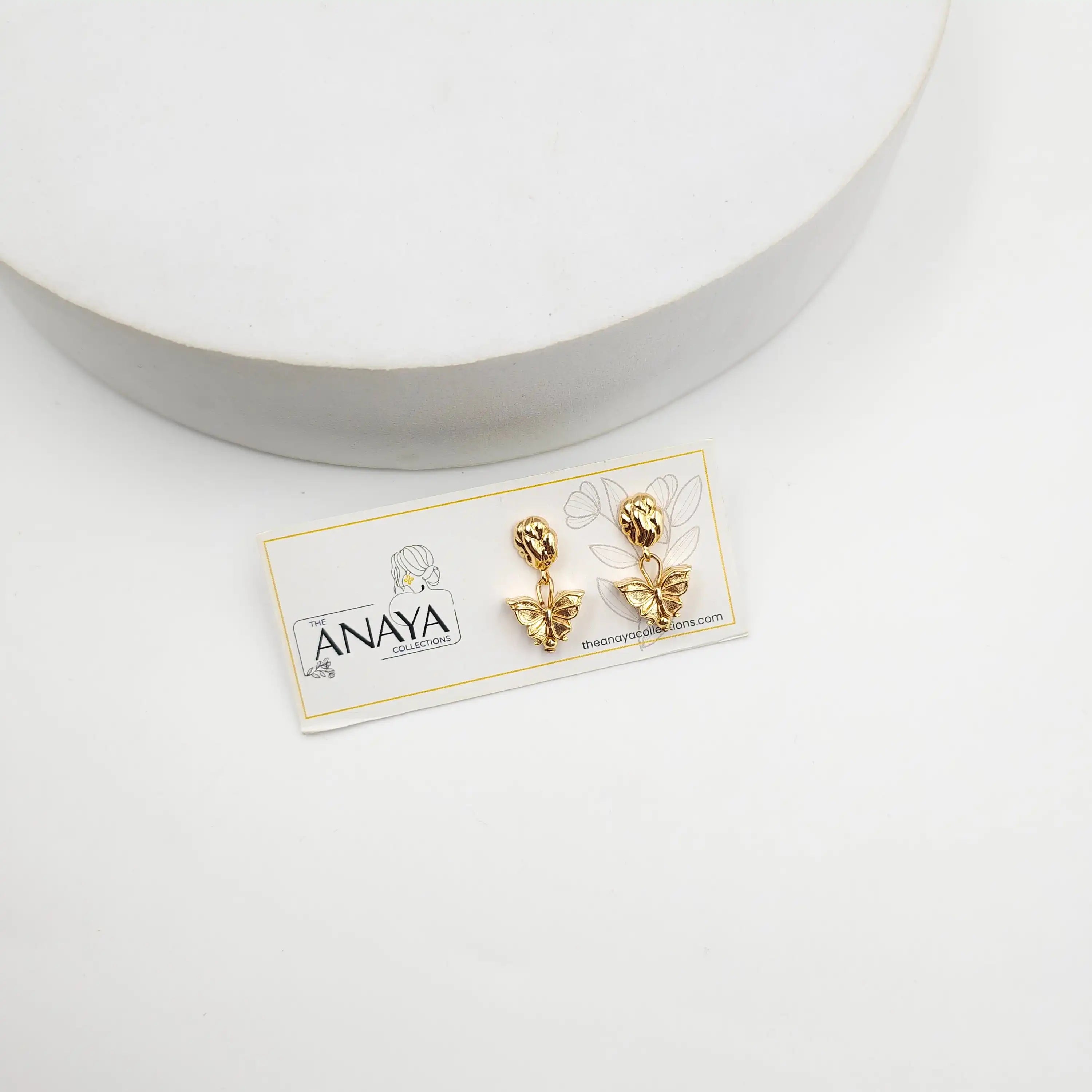 Golden Butterfly Dainty Set