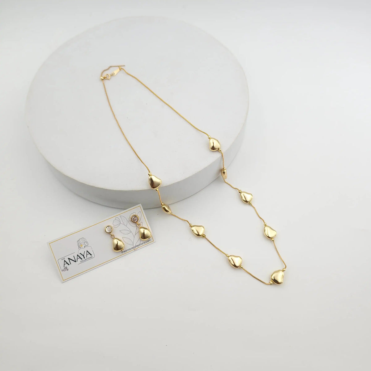 Golden Pebble Dainty Set