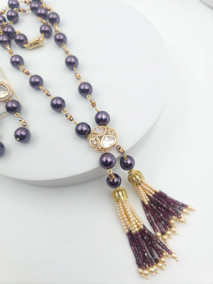 Gracious Tassel Set
