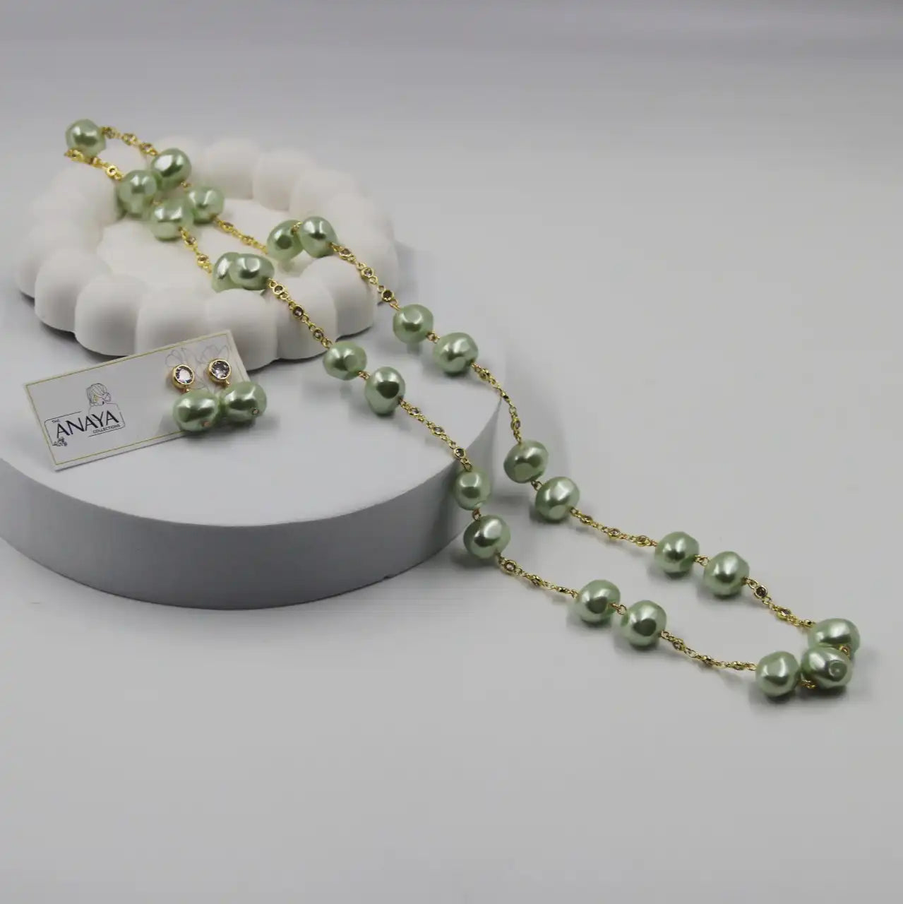 Uncut Shell Pearl Long Set