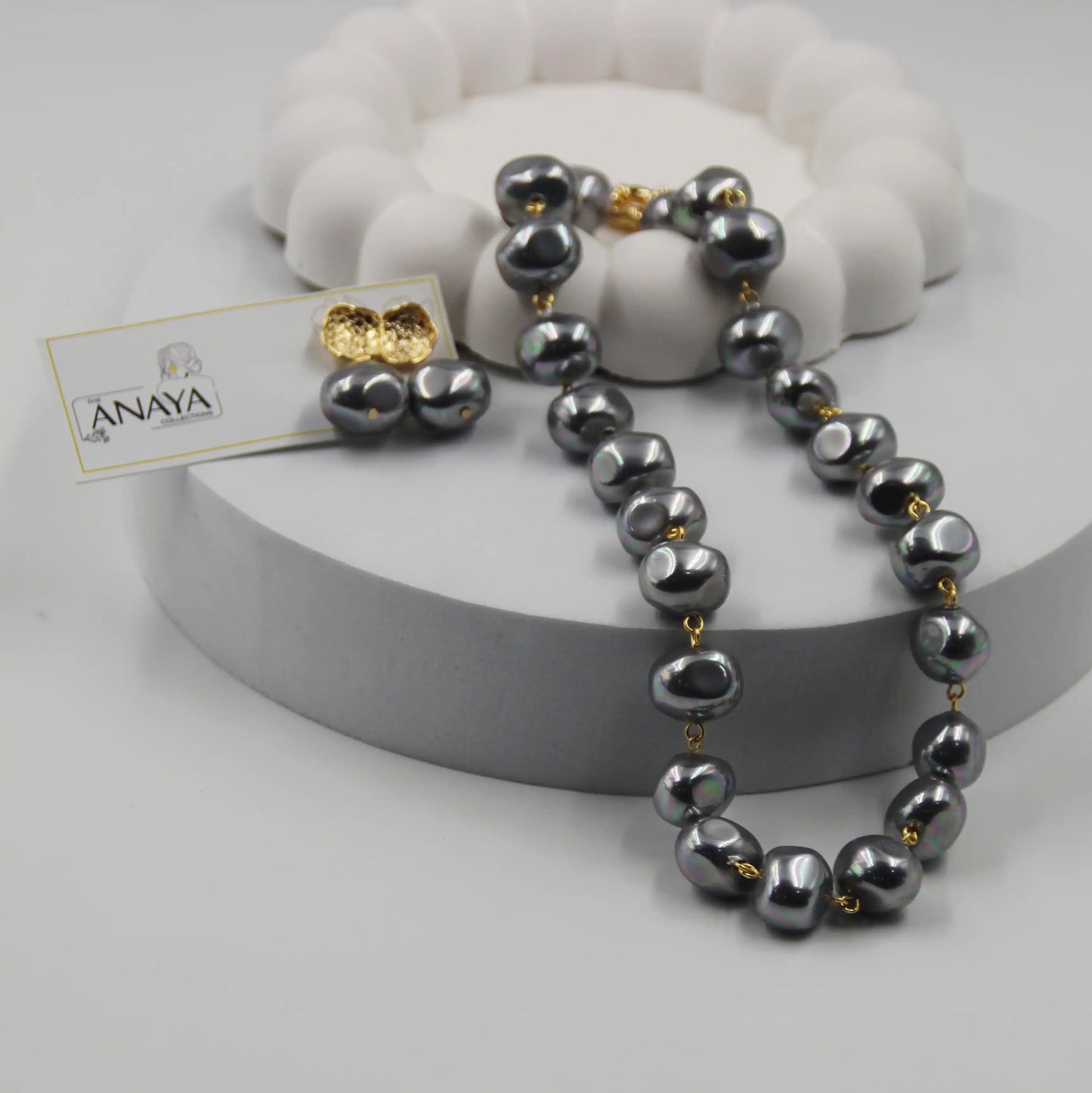 Uncut Shell Pearl Set