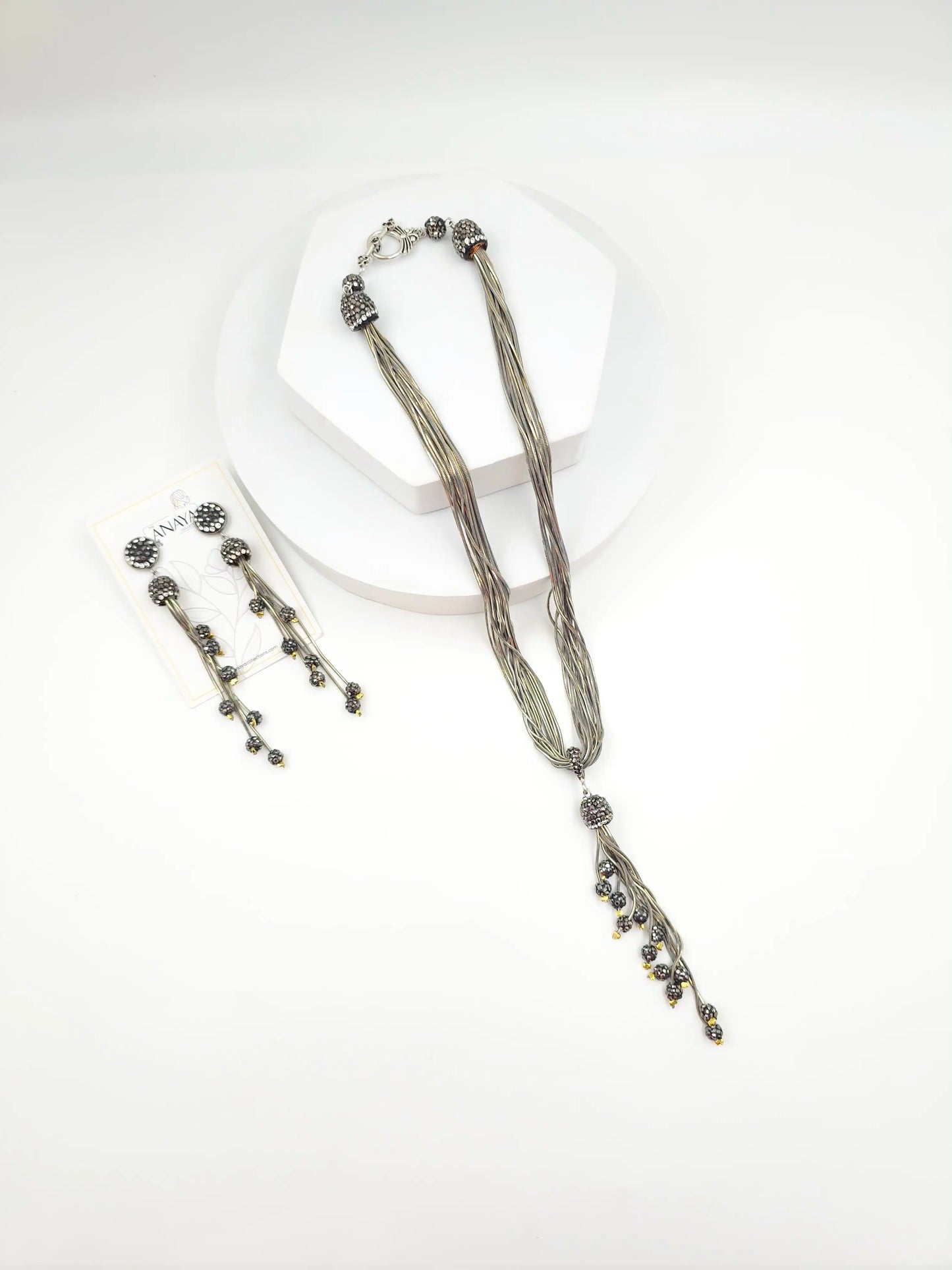 Italian Grace Tassel Radiance Set