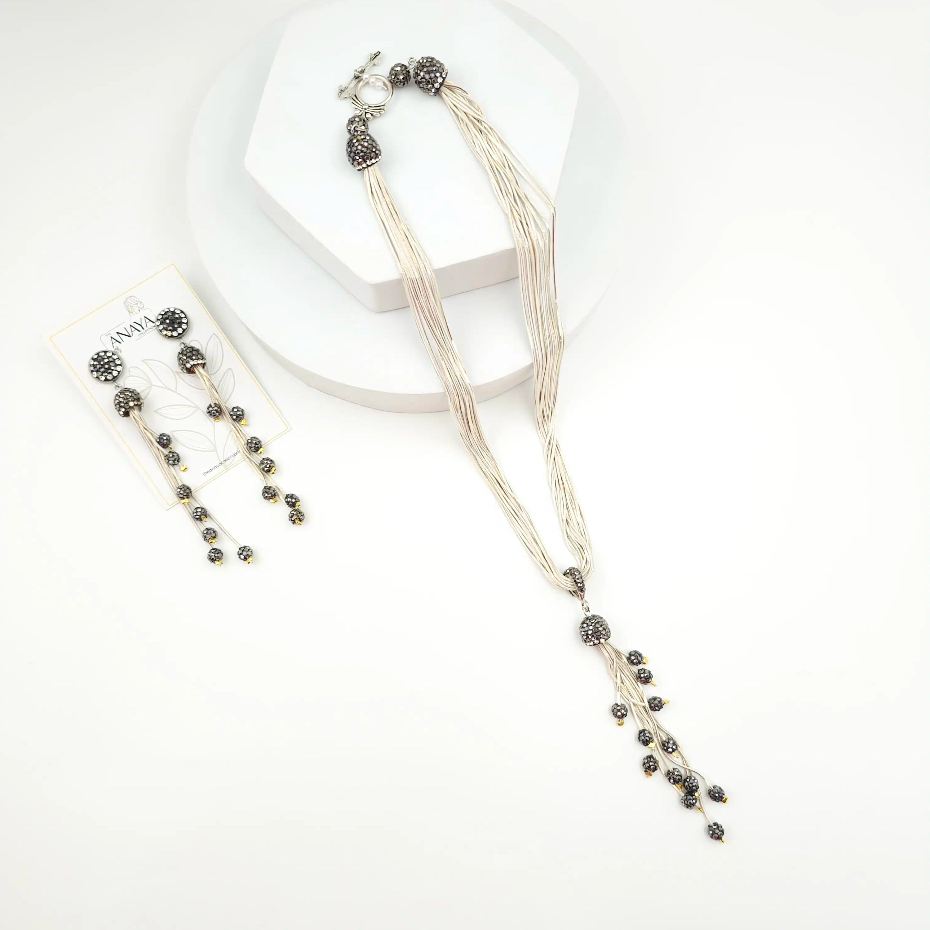 Italian Grace Tassel Radiance Set