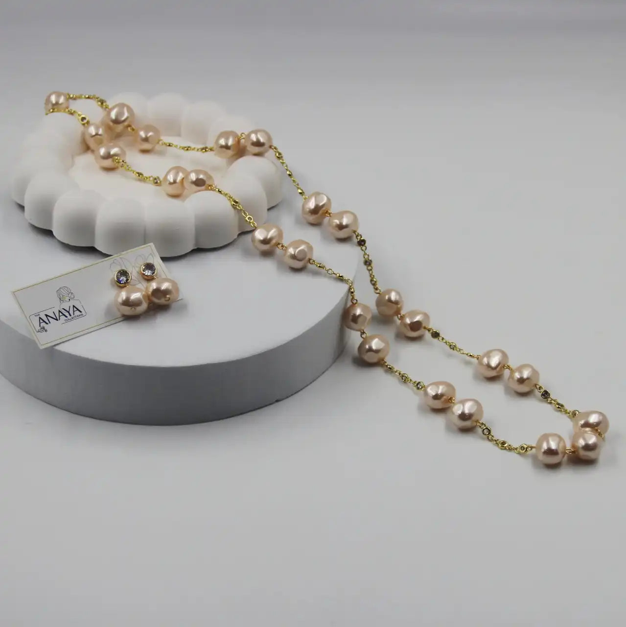 Uncut Shell Pearl Long Set