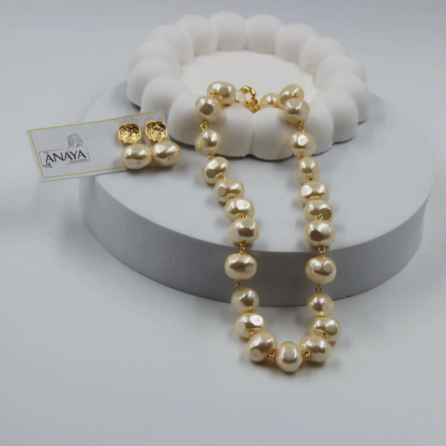 Uncut Shell Pearl Set