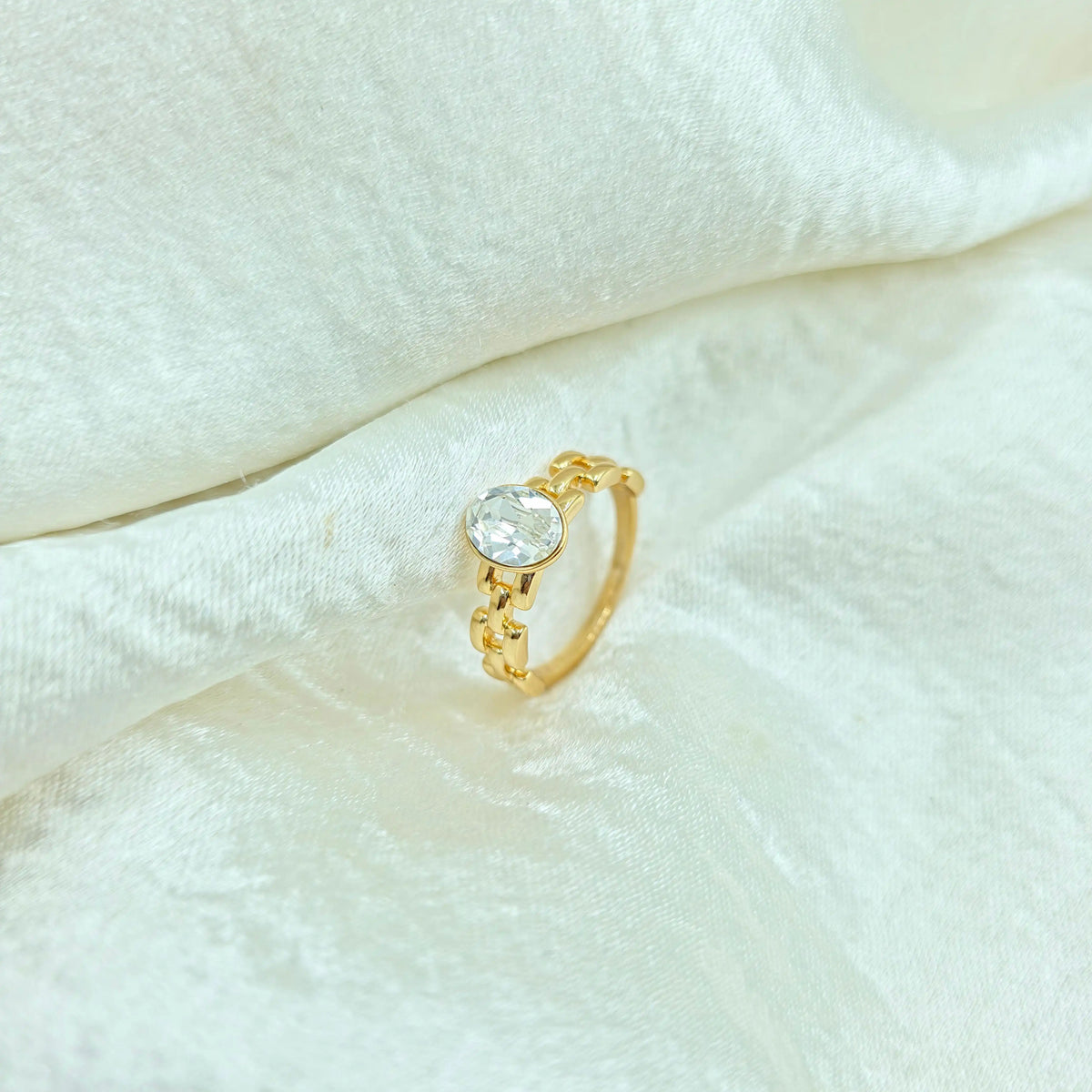 Link Stone Ring