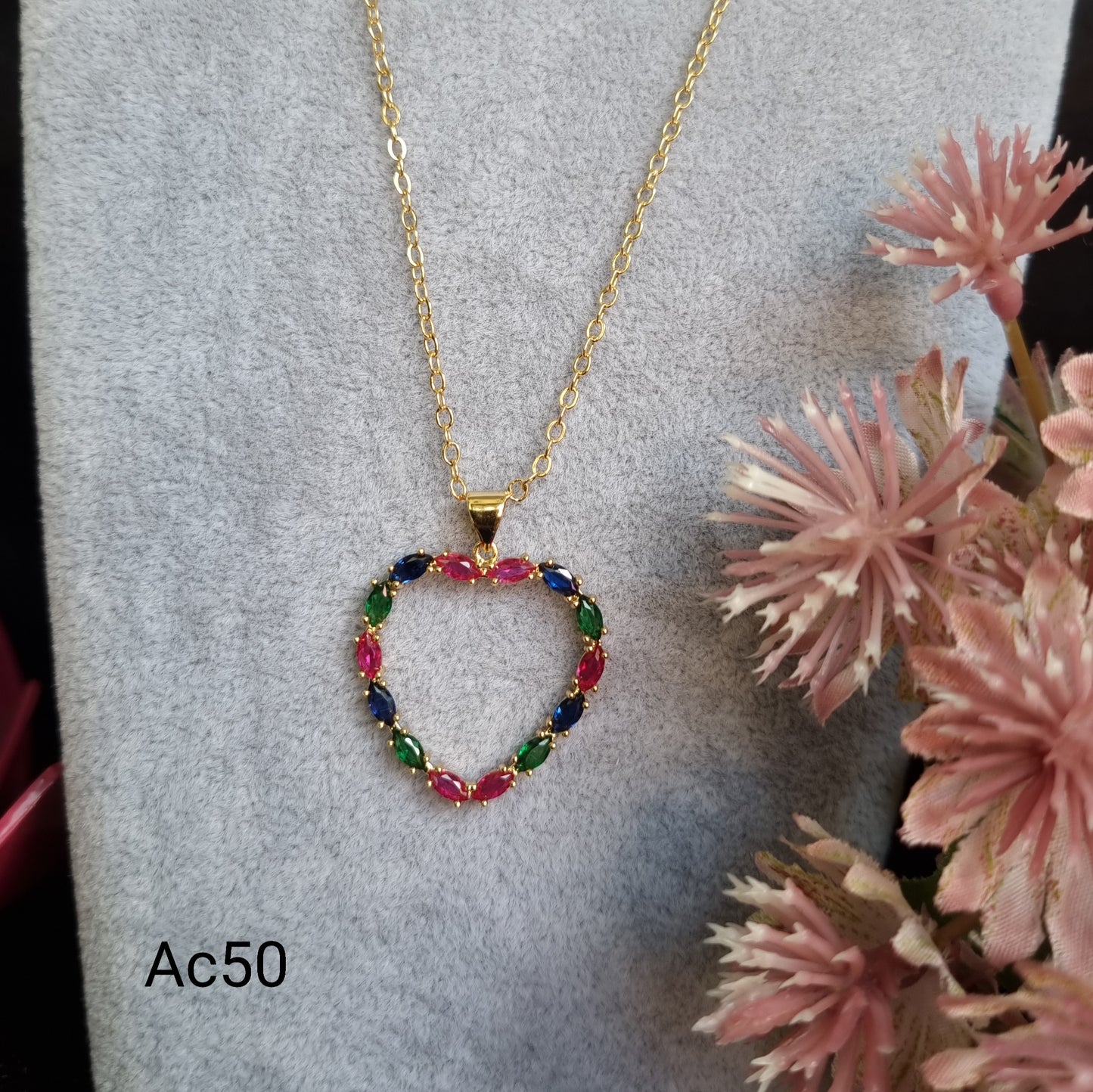 Tri-Coloured Hollow Heart Chain