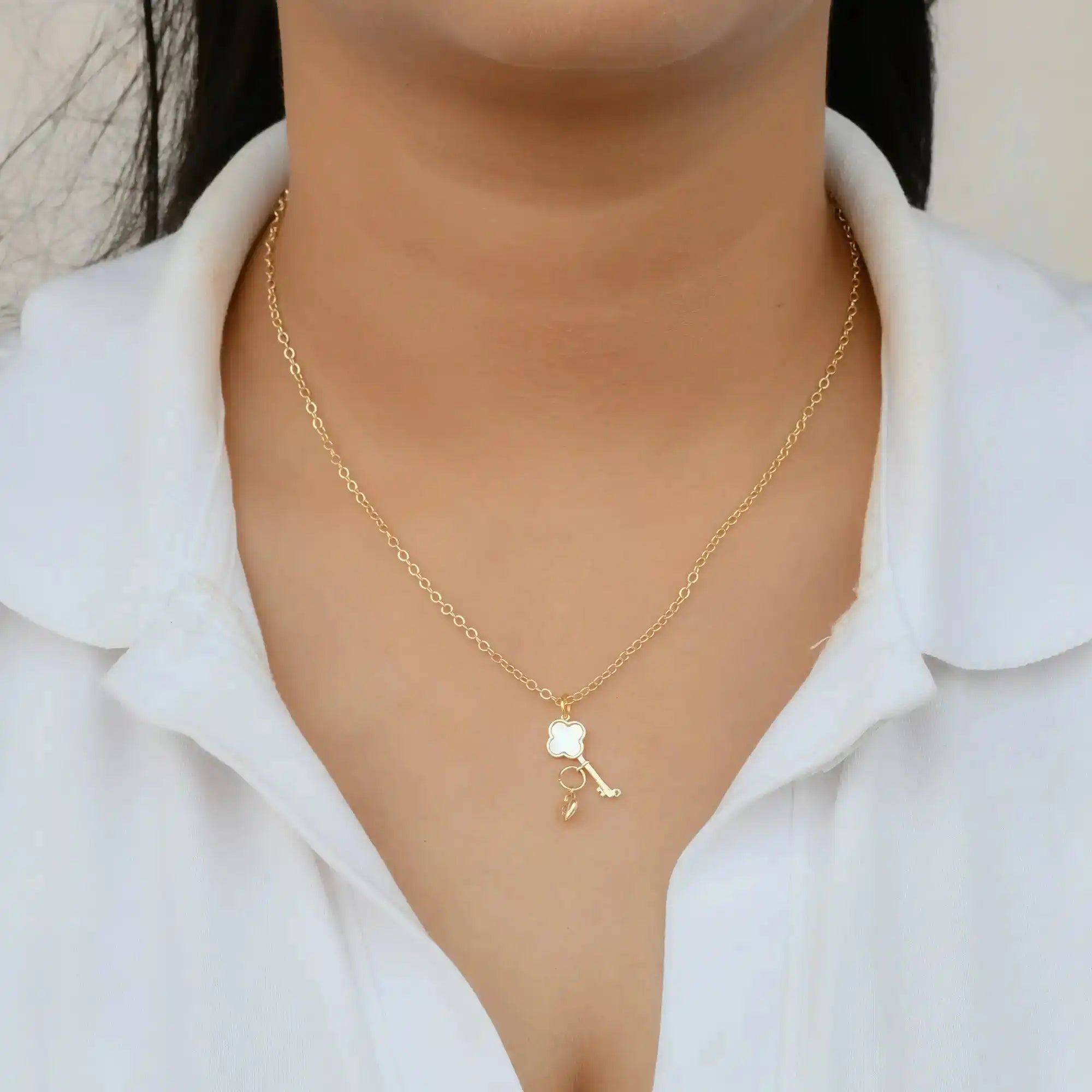 MOP Key Pendant Chain