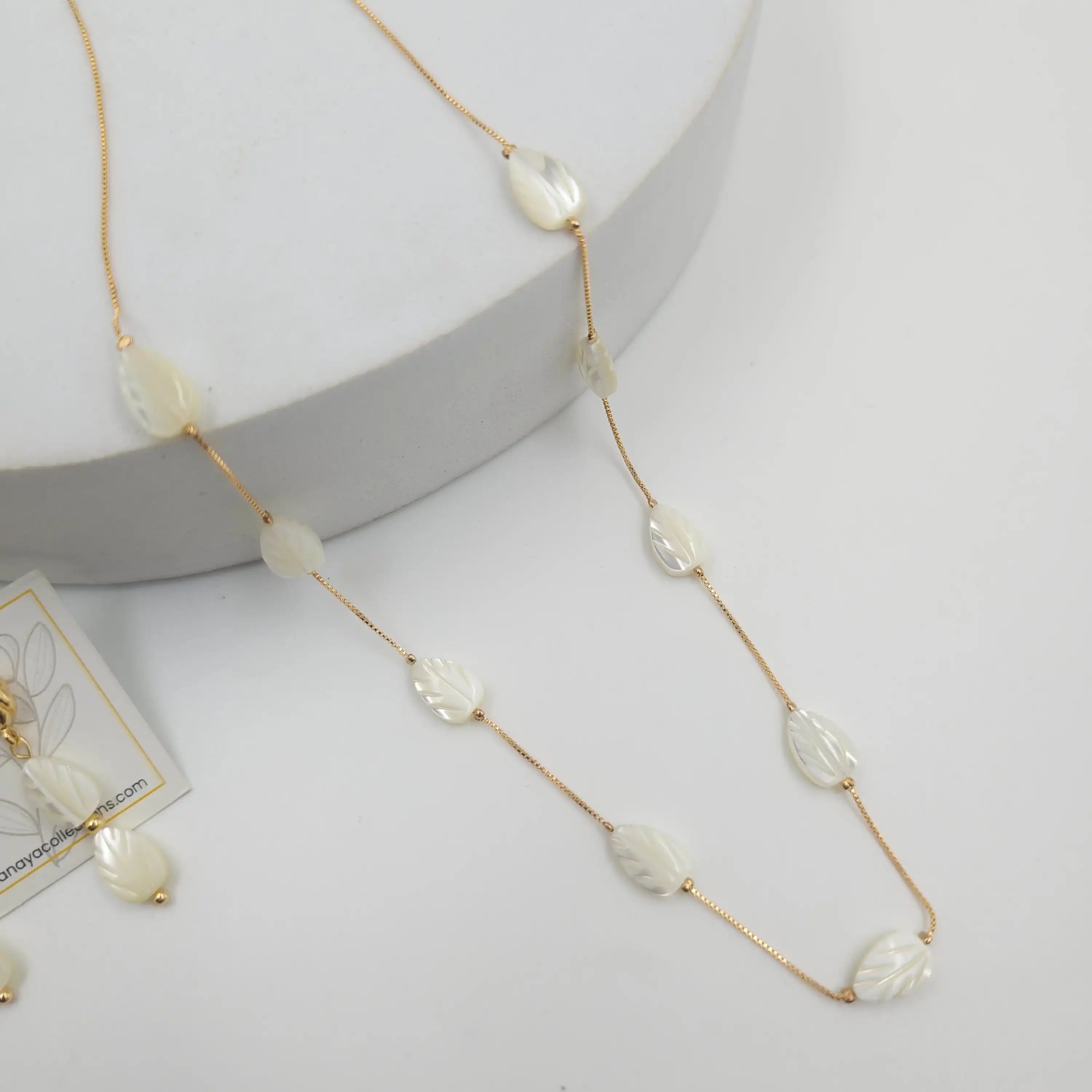 MOP Leaf Dainty Set