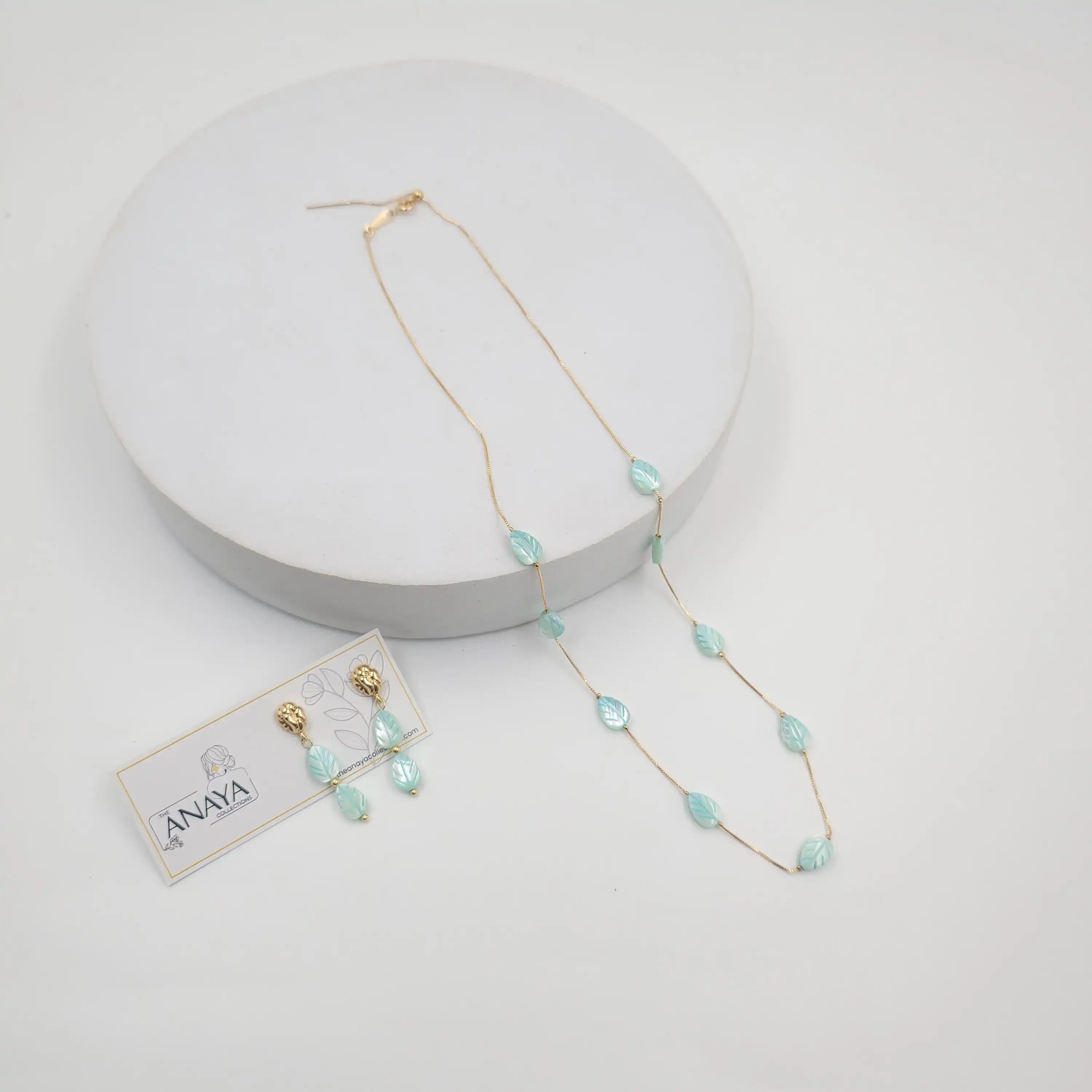 MOP Leaf Dainty Set