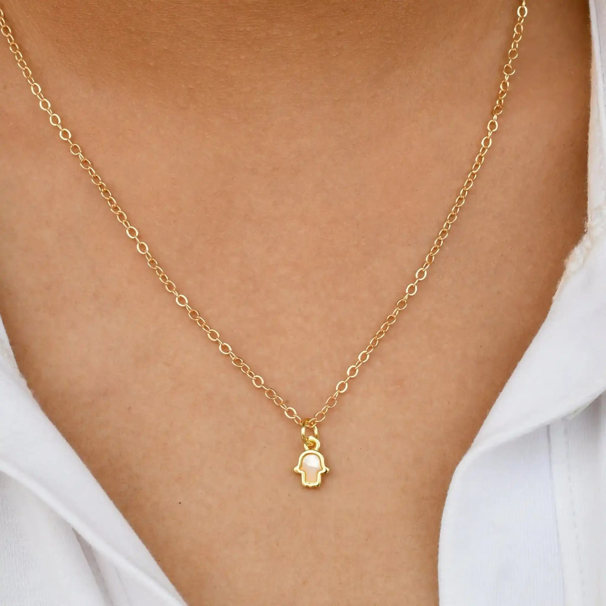 Mini MOP Hamza Pendant Chain