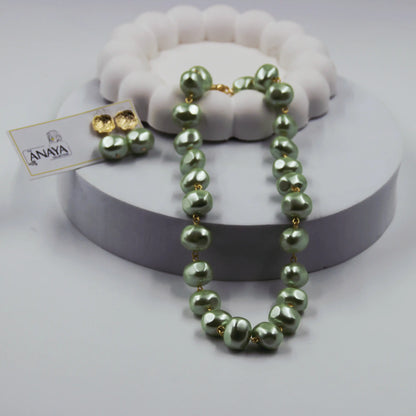 Uncut Shell Pearl Set